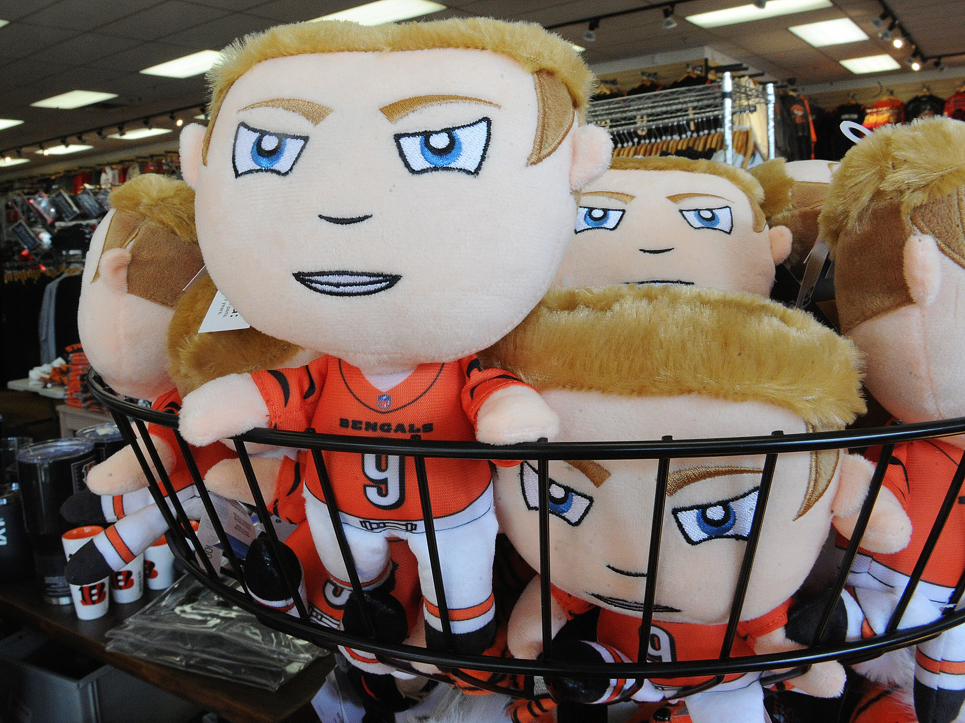 Bengals fans, businesses excited for new season; fans eyeing another Super  Bowl