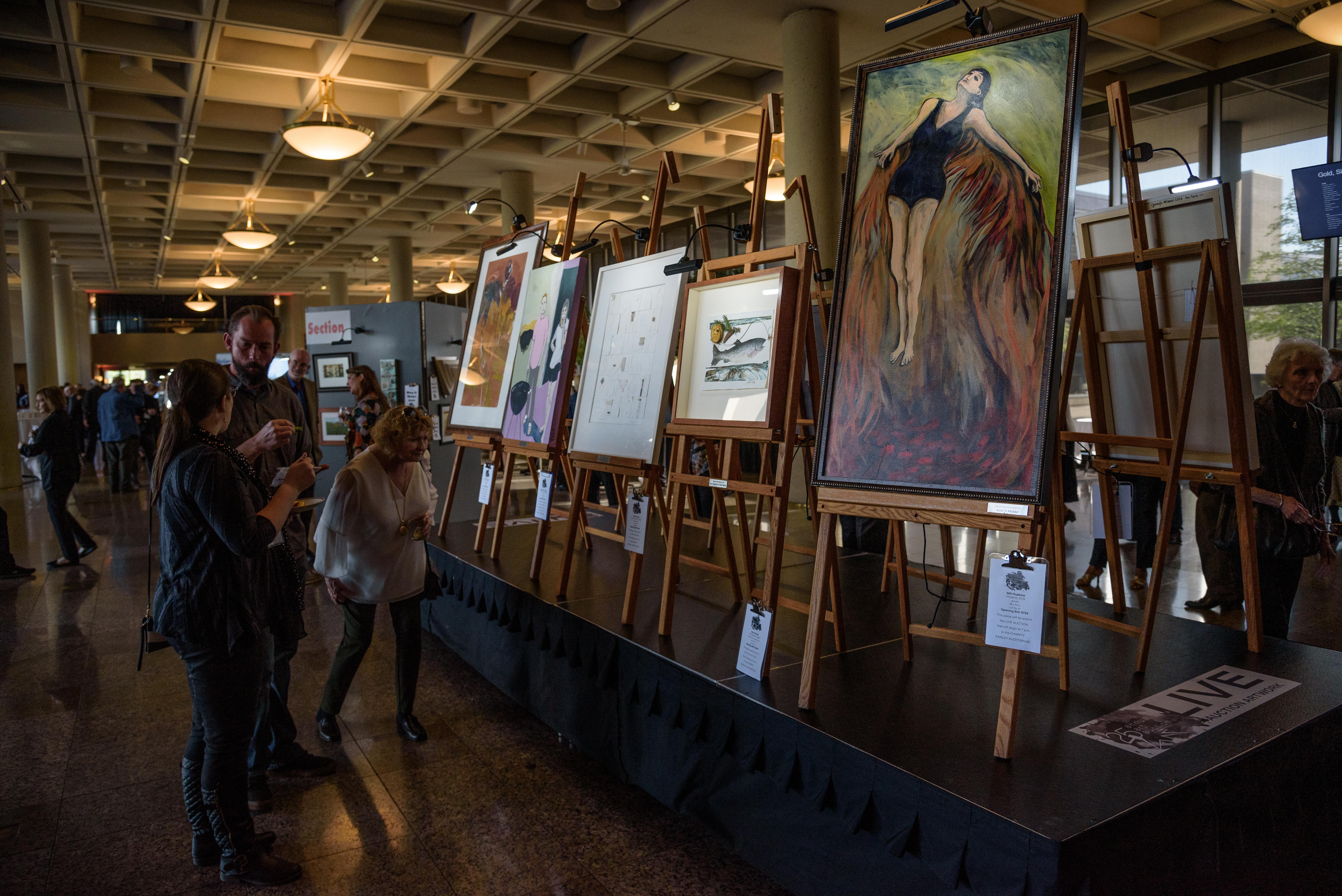 Live Gallery Art Auction