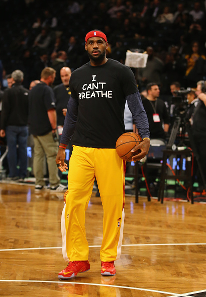 LeBron James wears I Can't Breathe shirt in Brooklyn before Nets