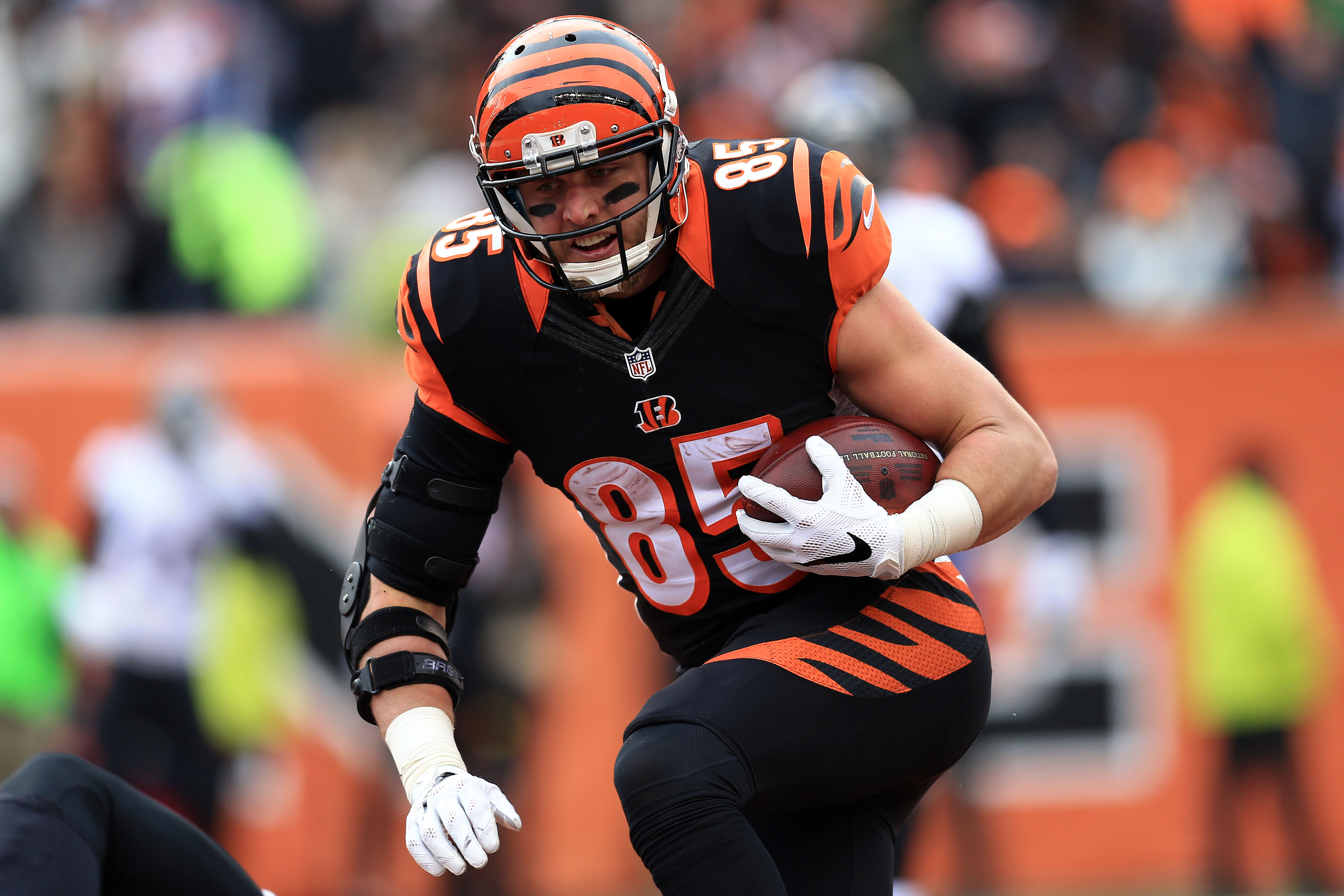 Cincinnati Bengals tight end Tyler Eifert not at practice again