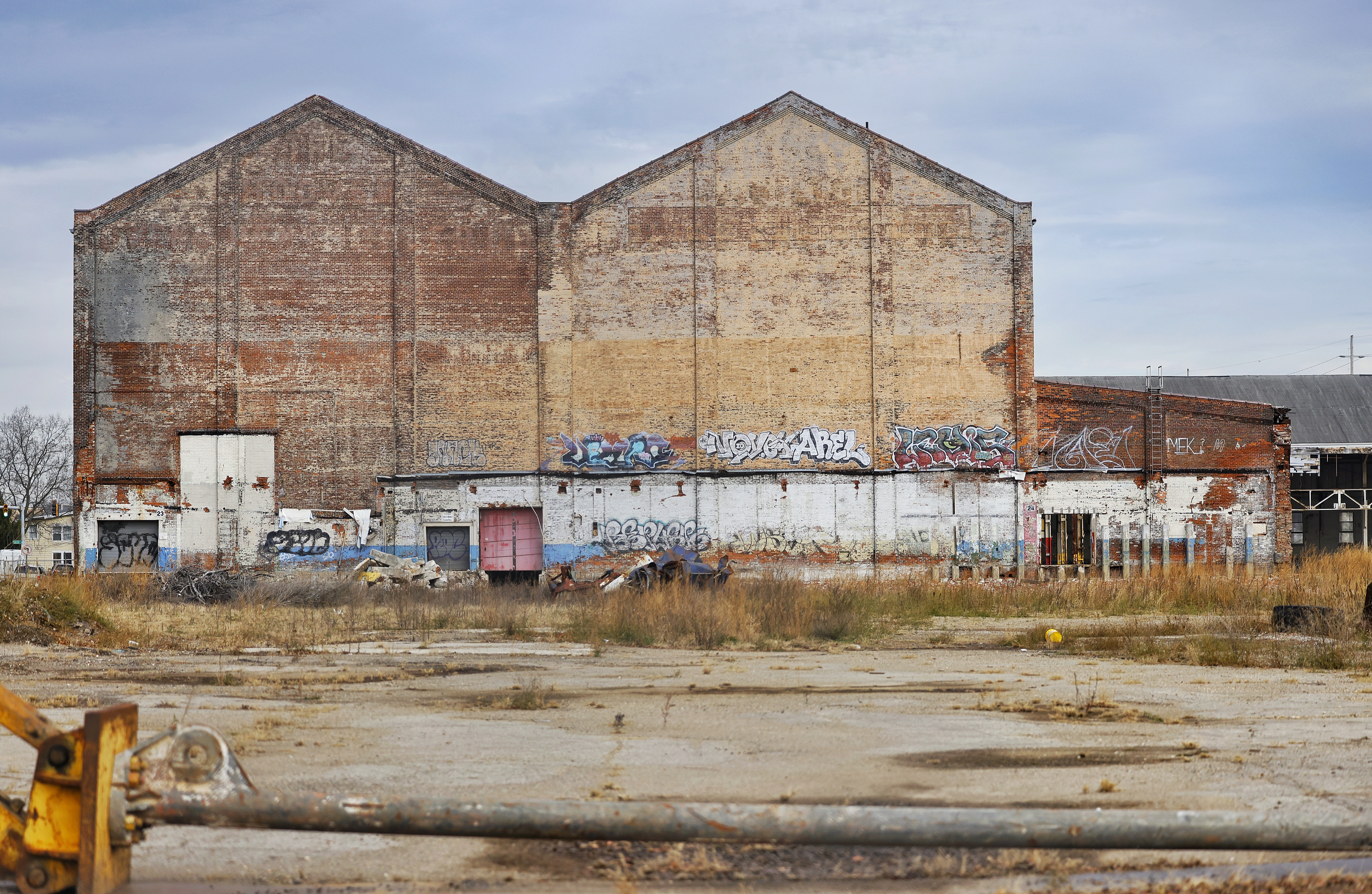 Hamilton City Council on Wednesday, Dec. 8, 2021, authorized the purchase of the 8.3-acre former Beckett Paper Co. site for $1.5 million. Council also is considering selling 6.7 acres to a developer for $1 in exchange for the company spending $50 million to build a 250-apartment complex. The city hopes to develop the remaining parts of the Beckett property in other ways. NICK GRAHAM / STAFF