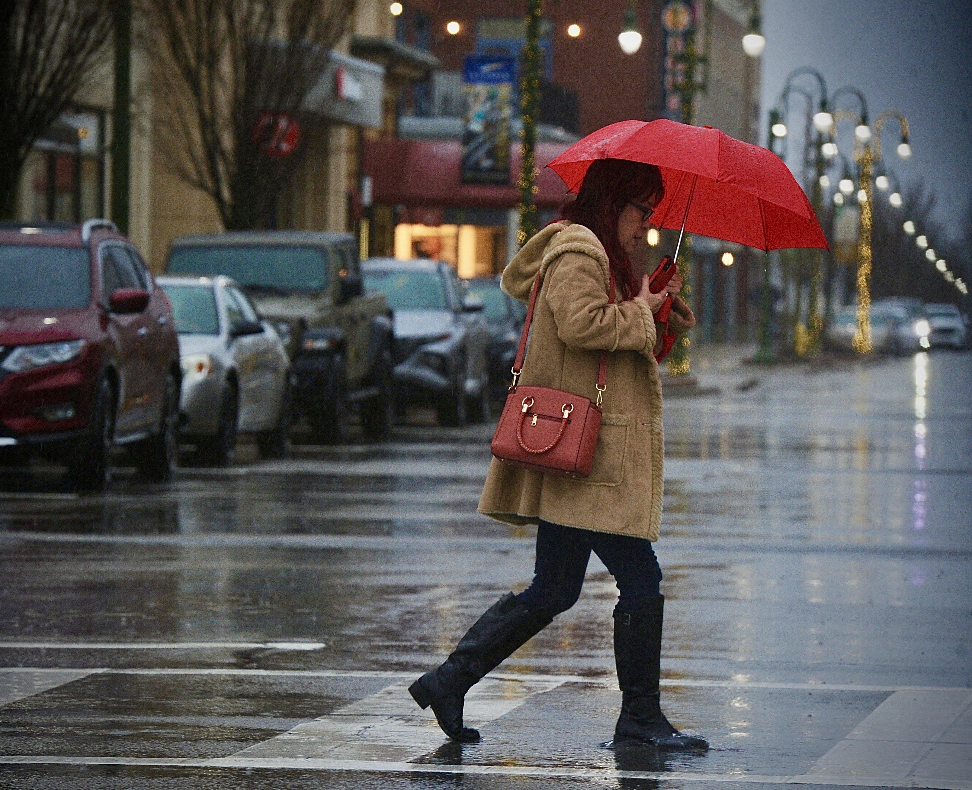 Unseasonably warm this Christmas, with occasional rain showers possible