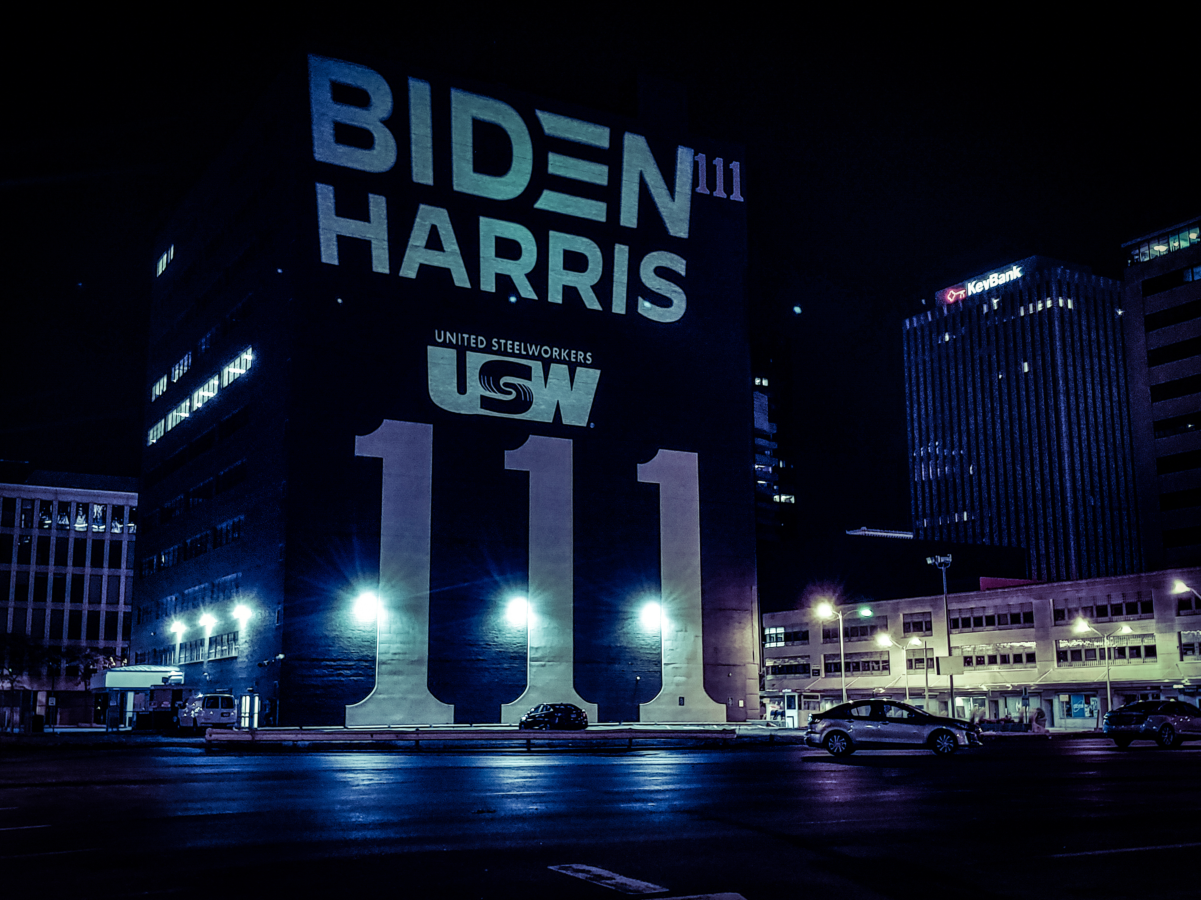 USW shines Biden-Harris 'batlight' on Trump Tower in Chicago