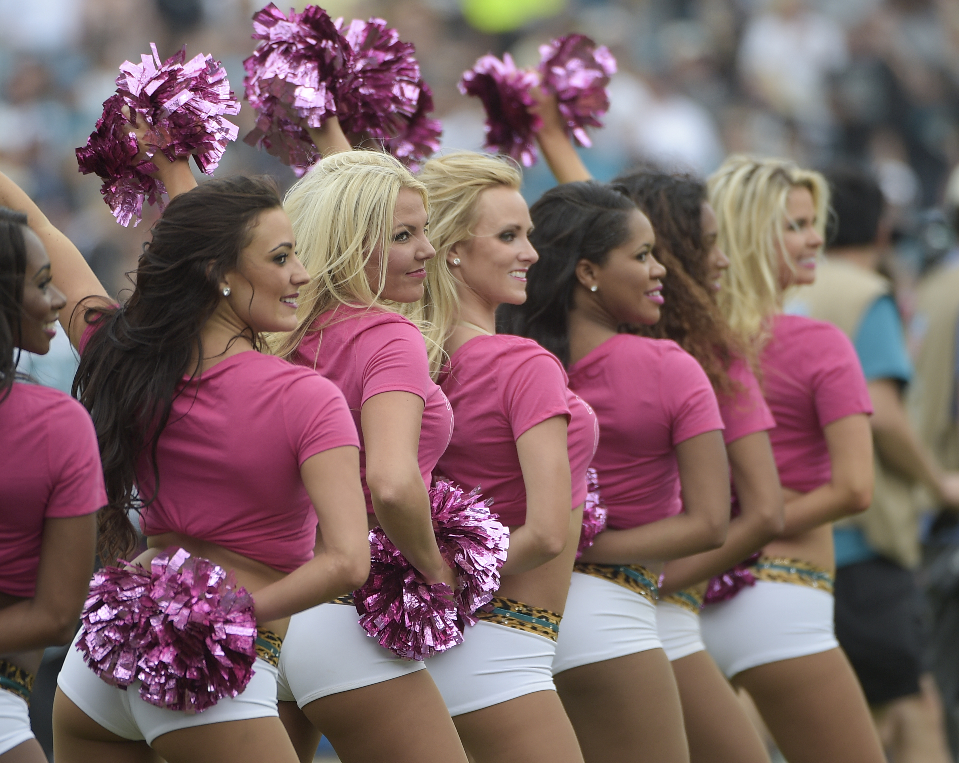 NFL Cheerleaders: Week 6