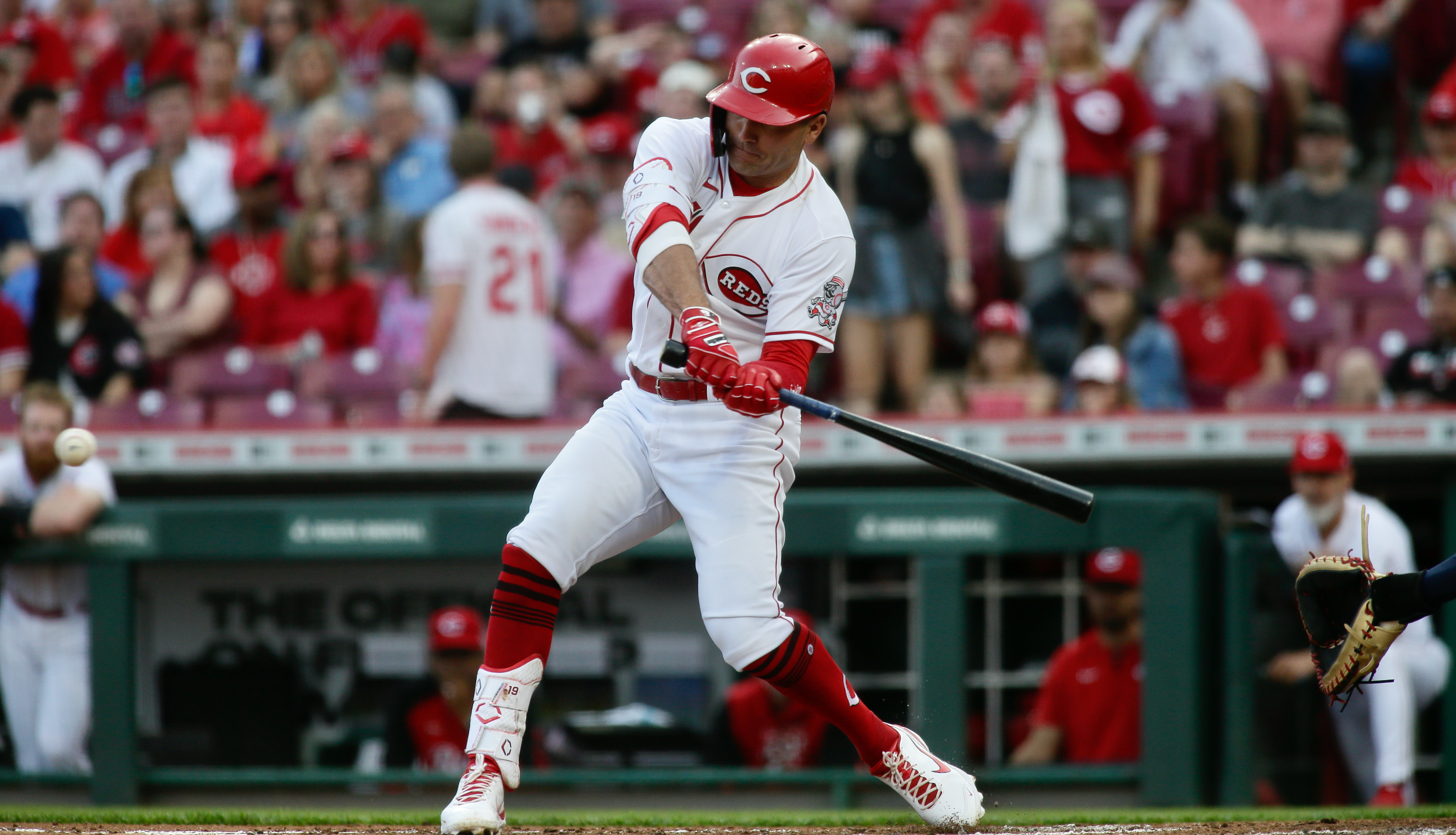 Reds' Joey Votto to have season-ending surgery
