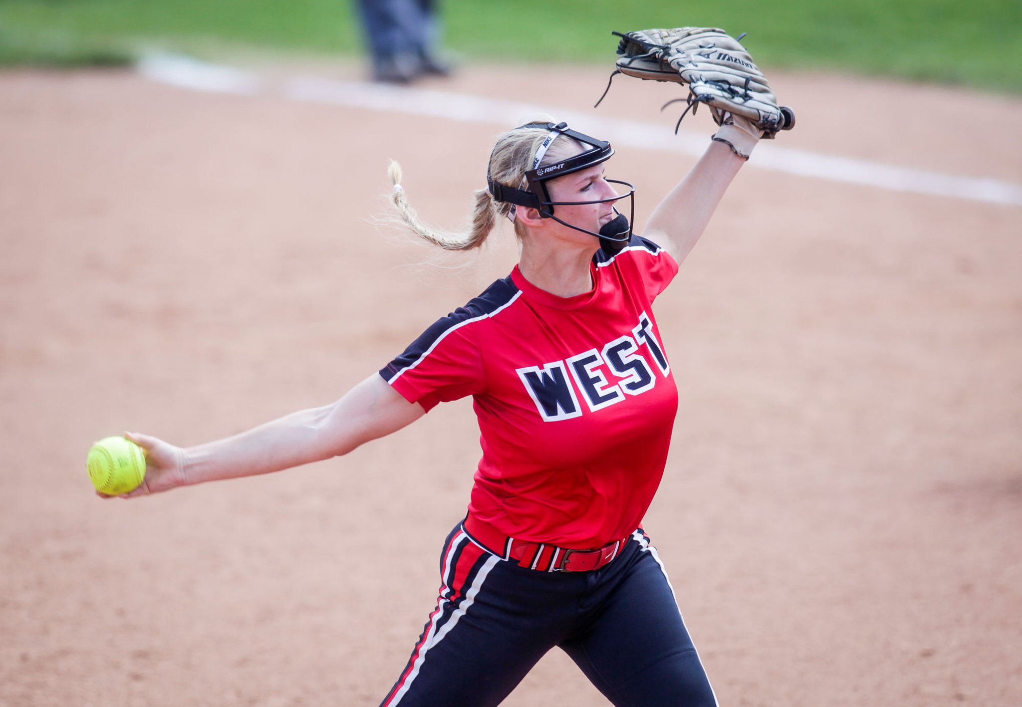 New season, new challenges for Mohawks softball