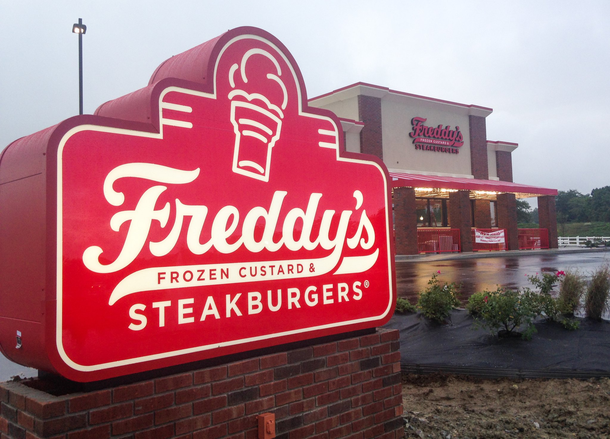 Freddy's Frozen Custard & Steakburgers Now in Dubai