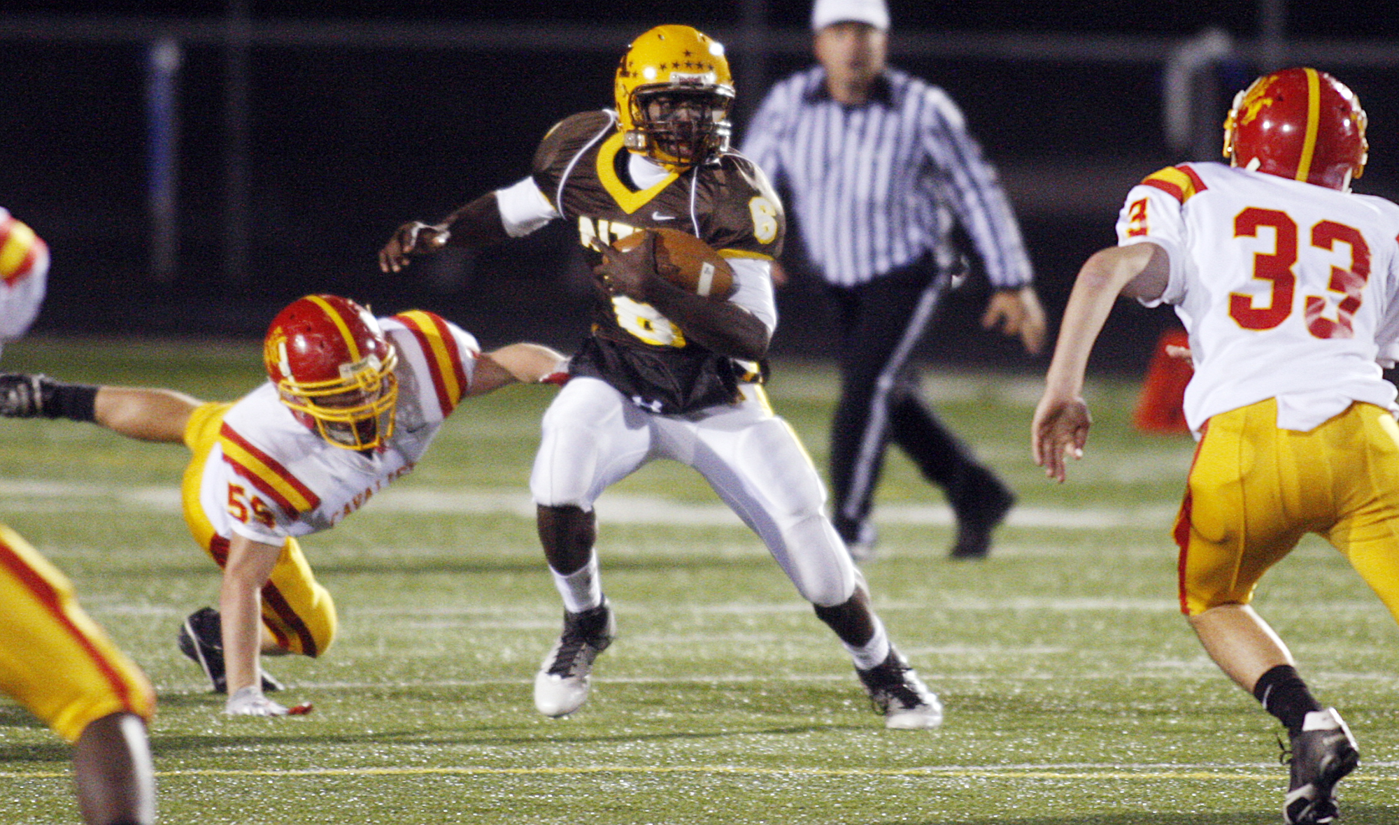 Alter's Malik Zaire gains yards on Purcell Marian at Springboro High School on Thursday, Sept. 15, 2011. Teesha McClam/Dayton Daily News