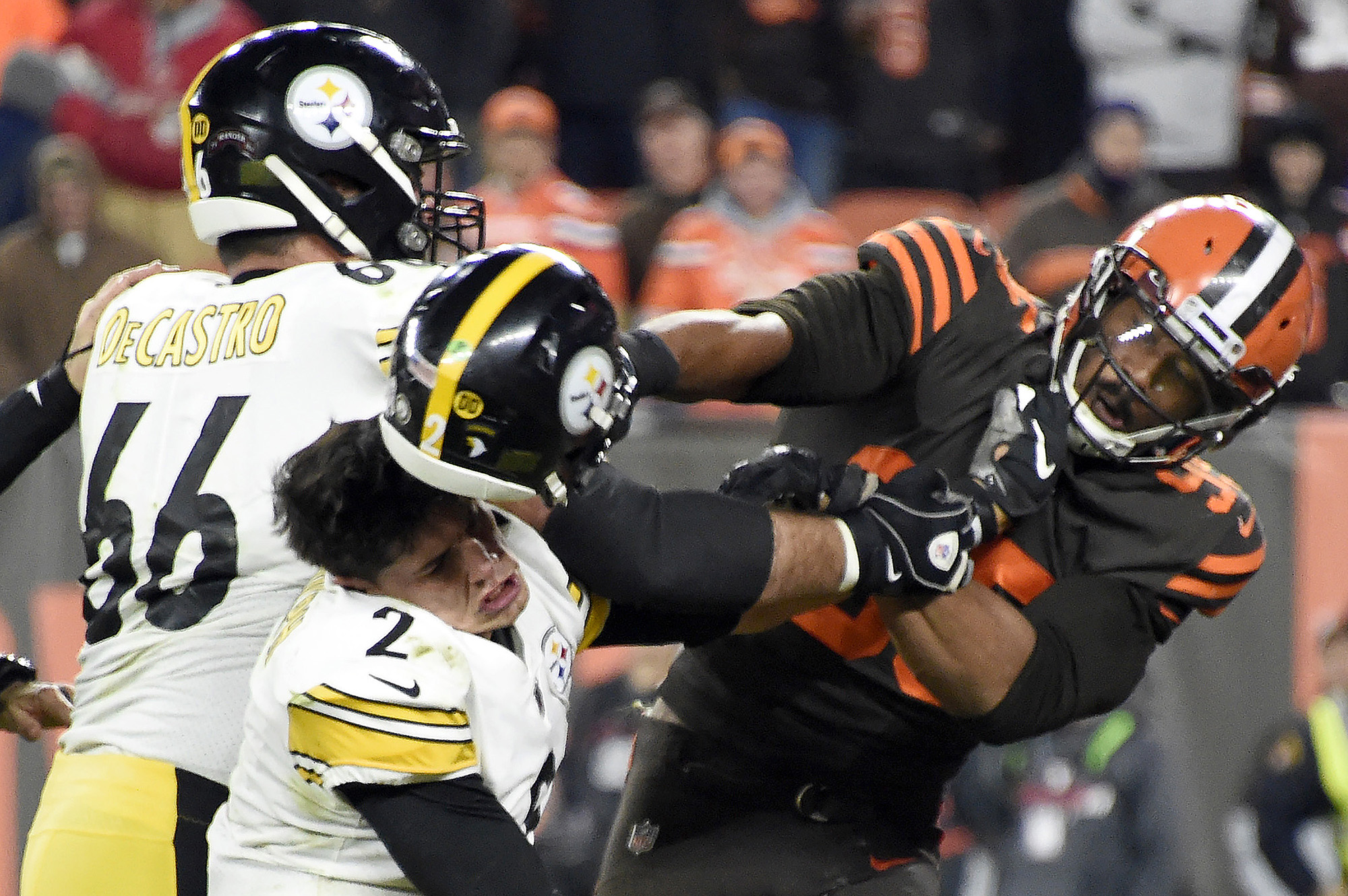 Browns' Myles Garrett suspended indefinitely over helmet attack on