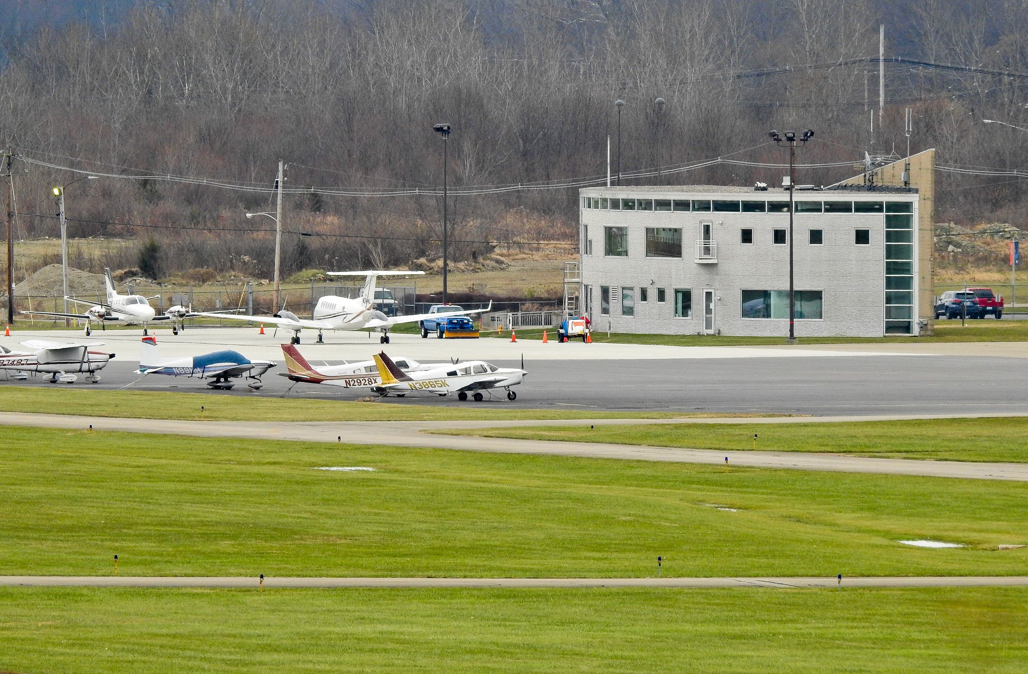 Butler county regional discount airport - hogan field