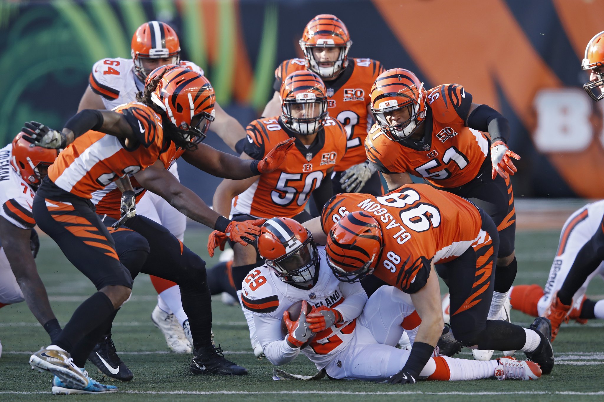 Cleveland Browns battle cross state Ohio rival Cincinnati Bengals