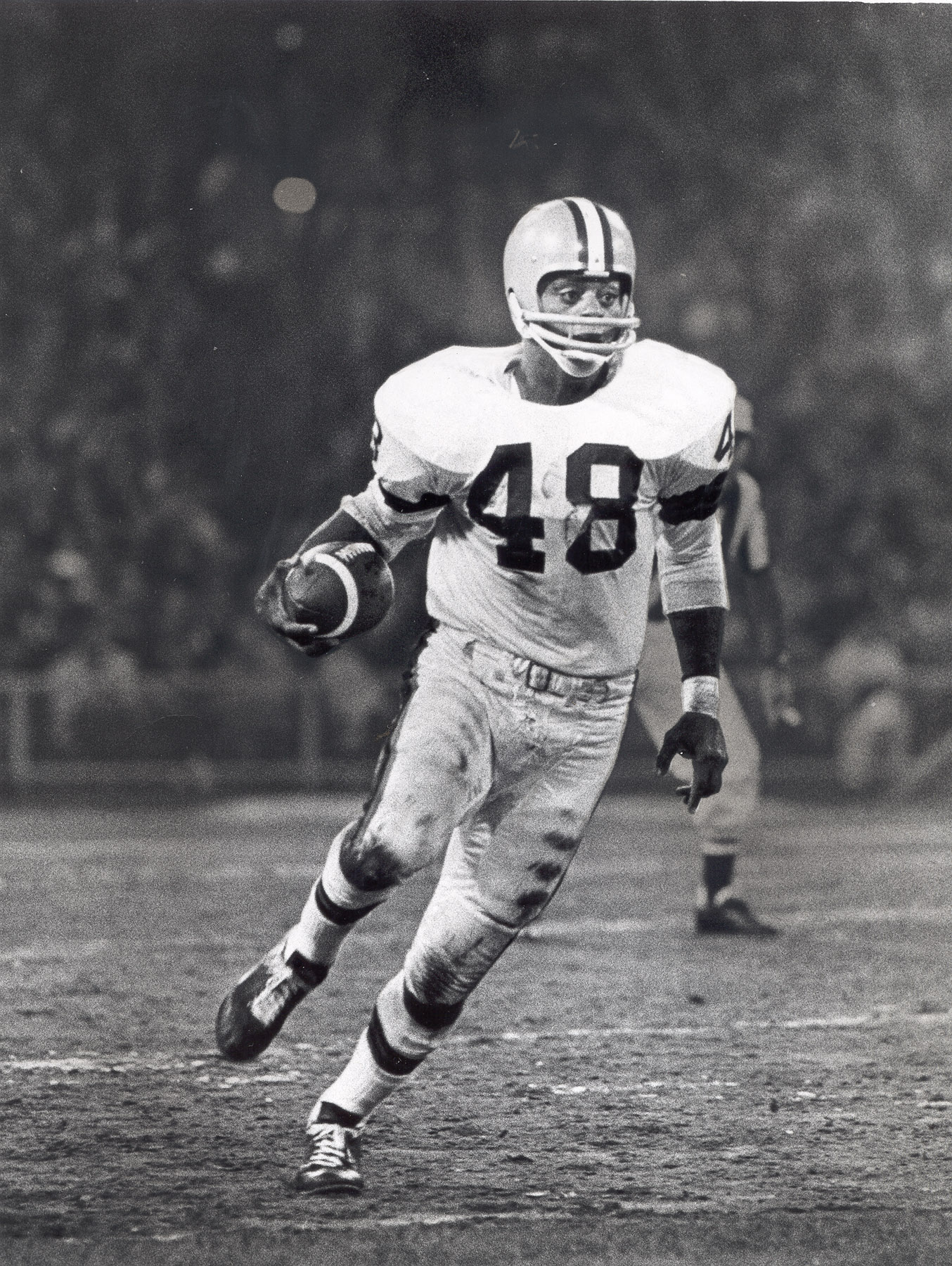 1968 Browns Team Issue 7x8 Football Card - Ernie Green