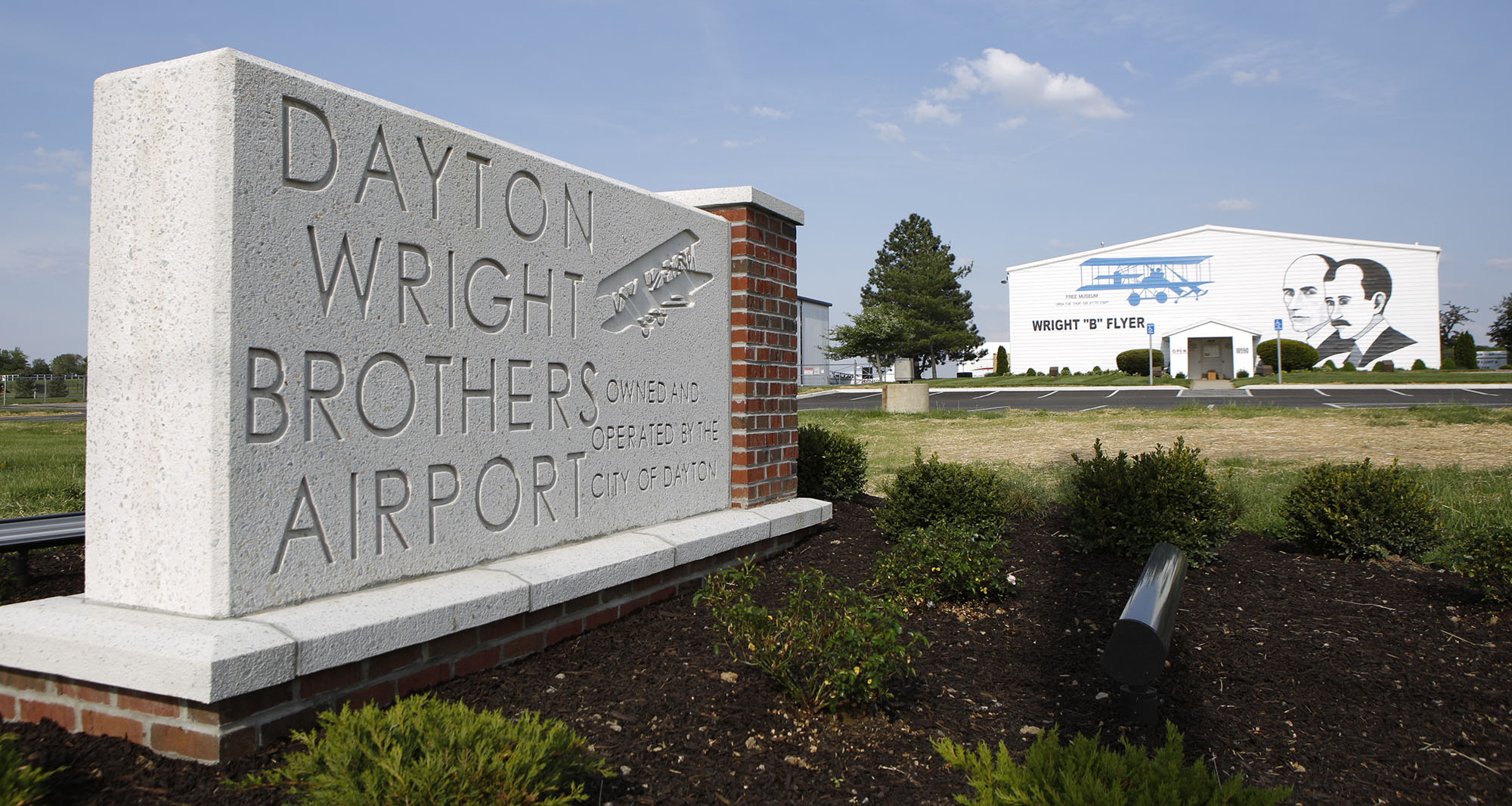 Dayton airport could get hundreds of new jobs