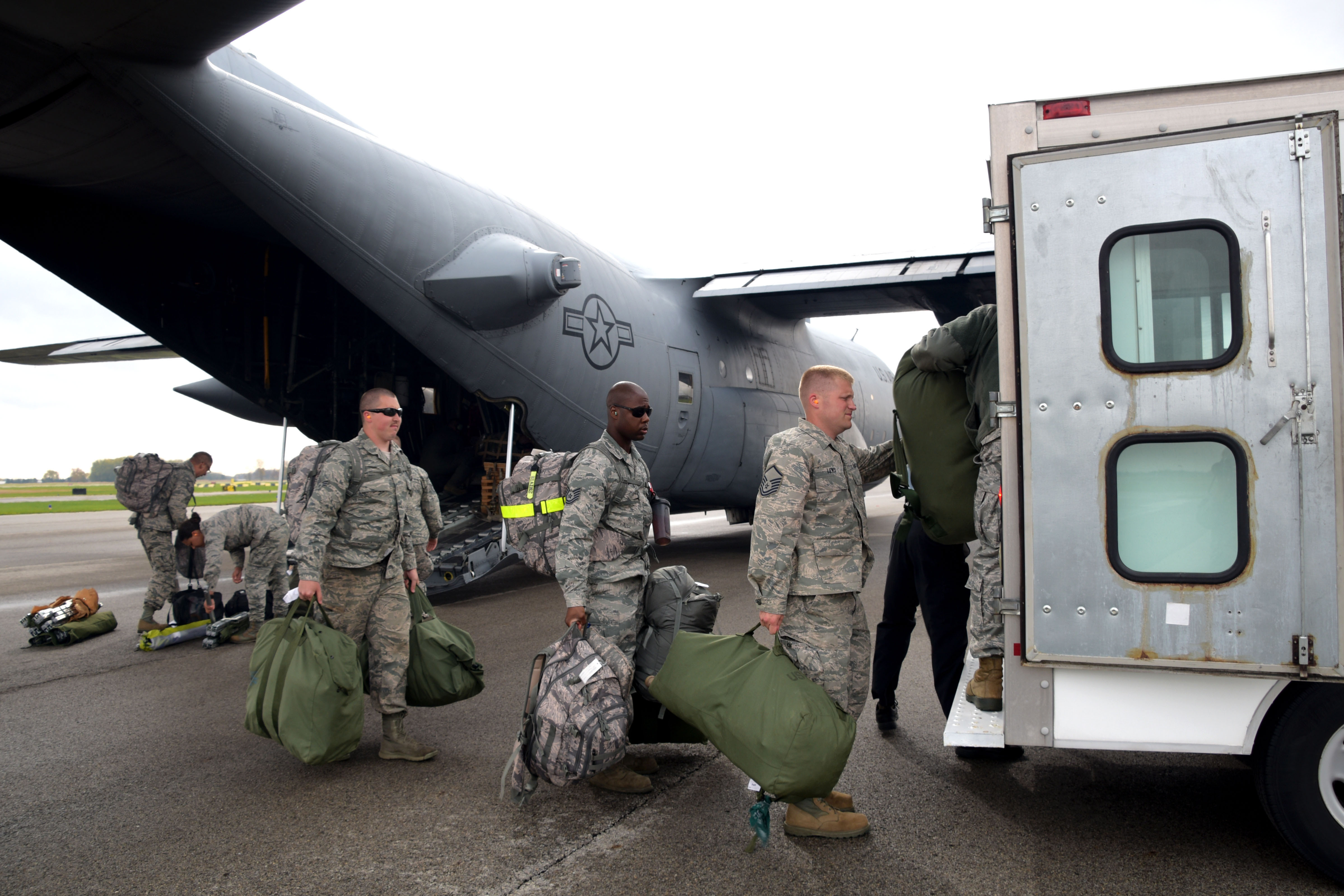 what does the air force offer