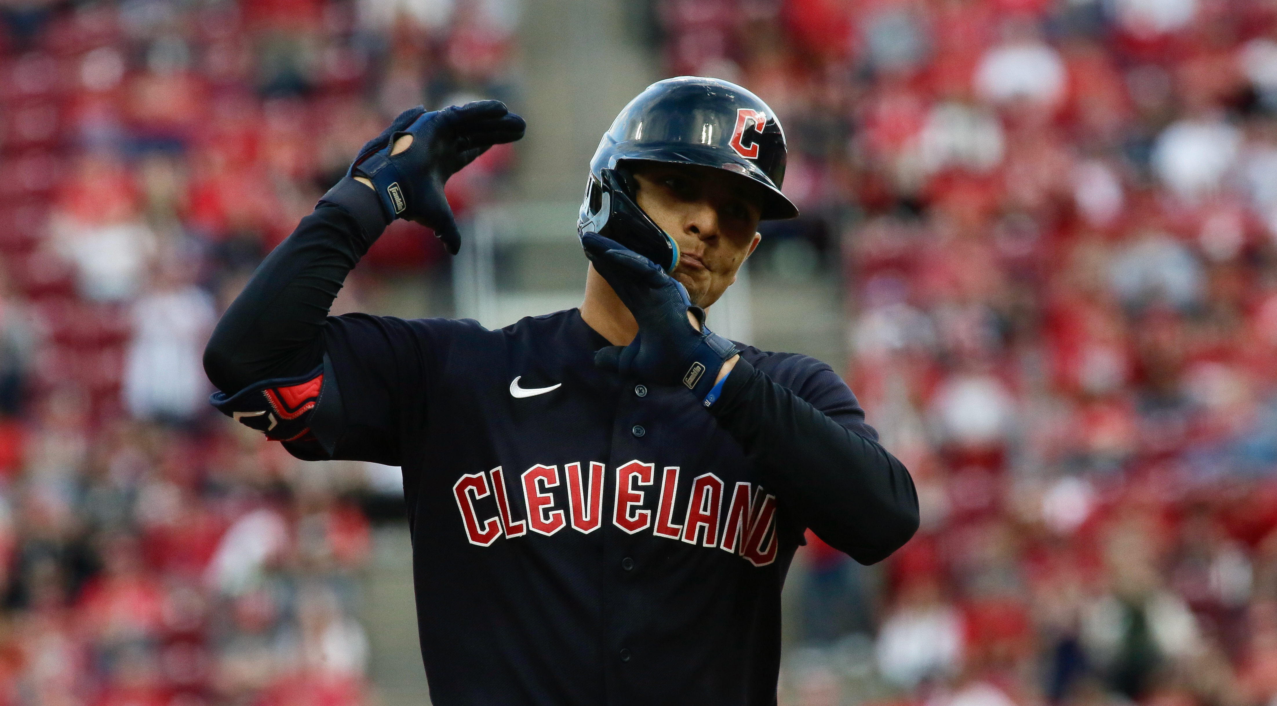 Reactions: Tyler Naquin hits game-tying, two-run homer for Reds vs