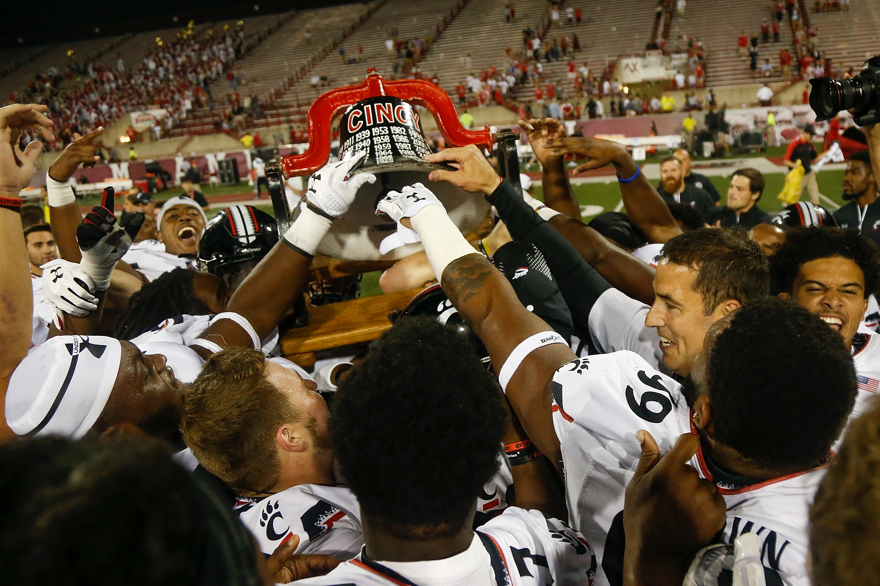 CINCINNATI, OH - SEPTEMBER 19: An overall of Nippert Stadium