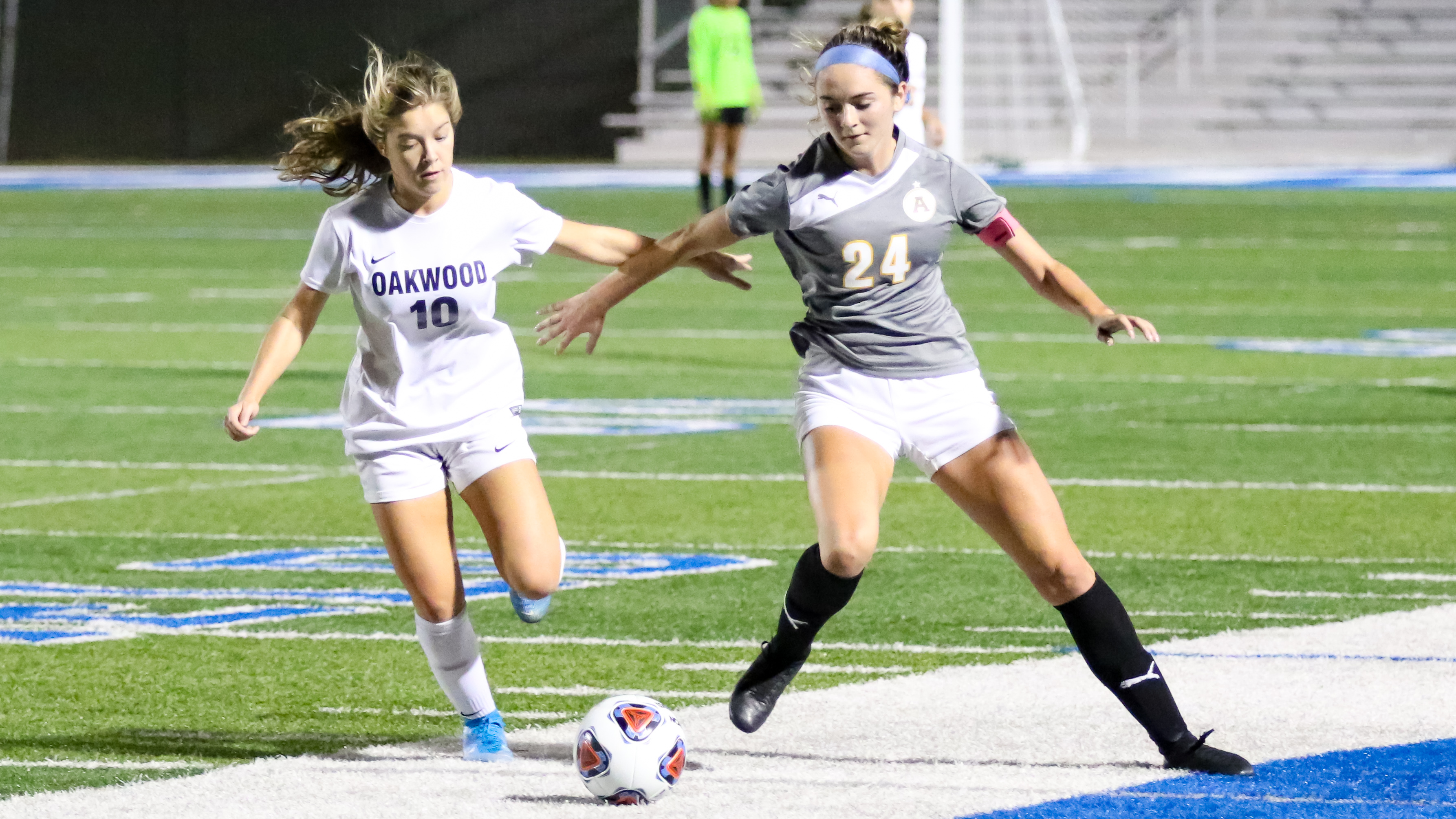 Salem defeats Canton in Div. 1 District soccer championship 2-1