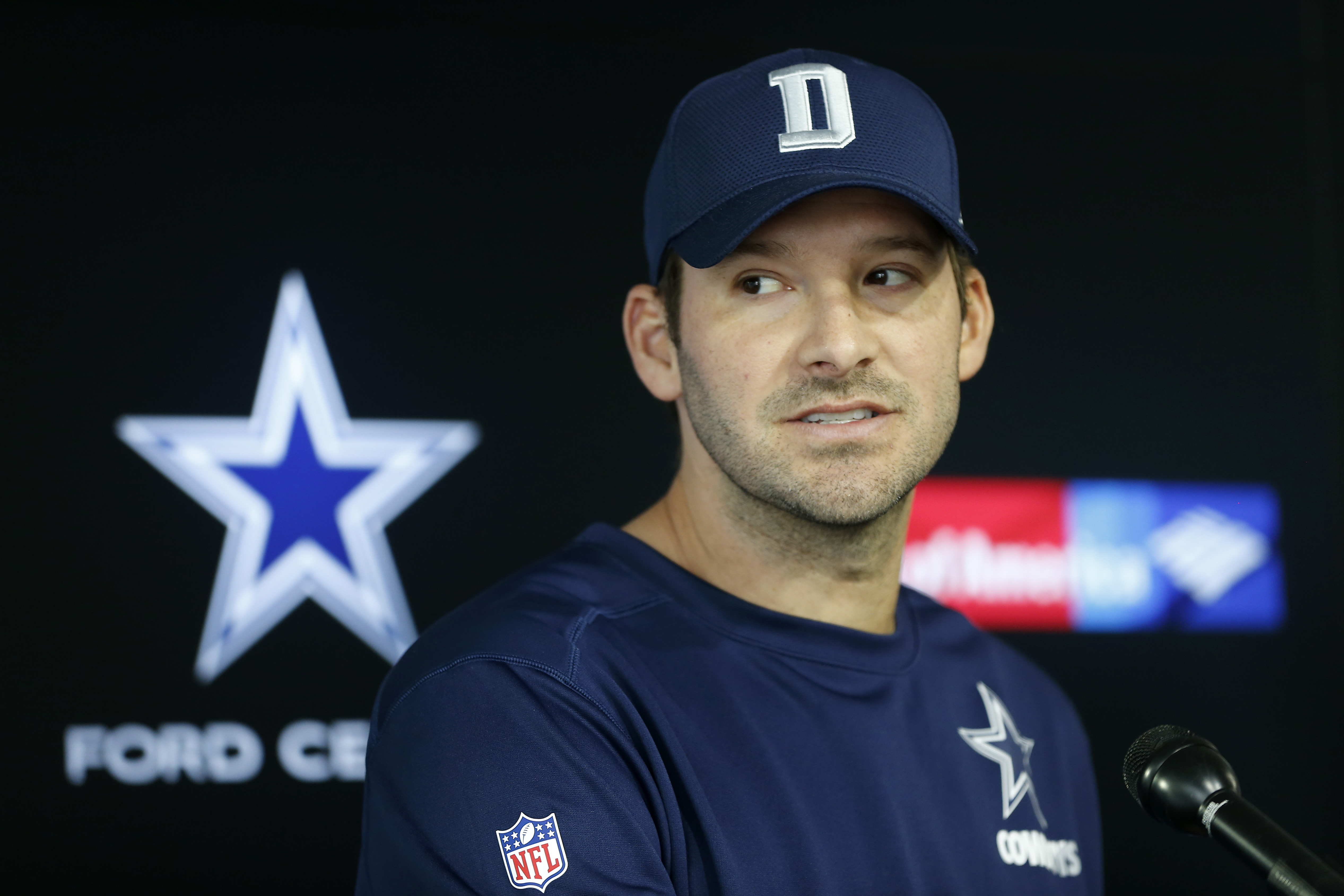 Should the Dallas Cowboys stick with Prescott over Romo?