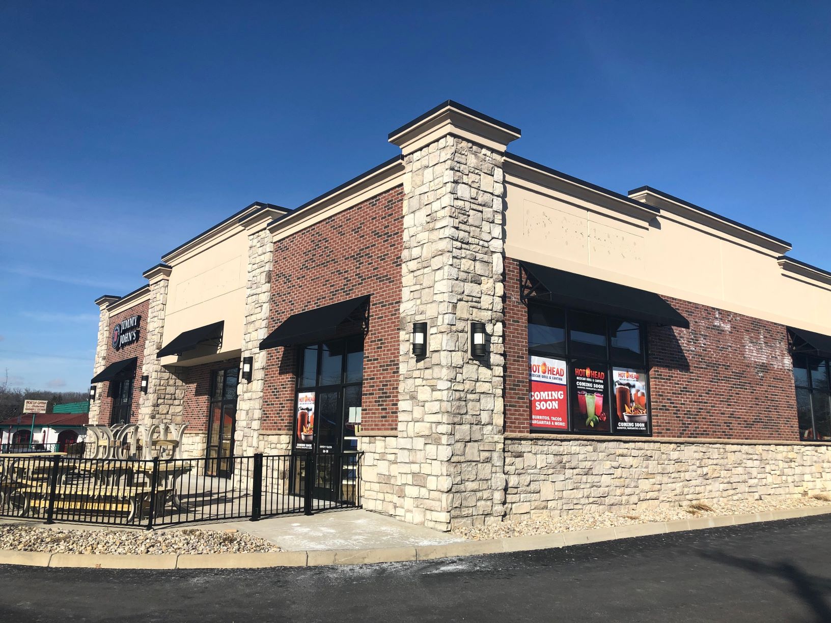 The new Hot Head Burritos Cantina and Mexican Grill that is gearing up to open before the end of March in Centerville will offer diners a self-pour “wall of beer” system that will also include a handful of liquor options.