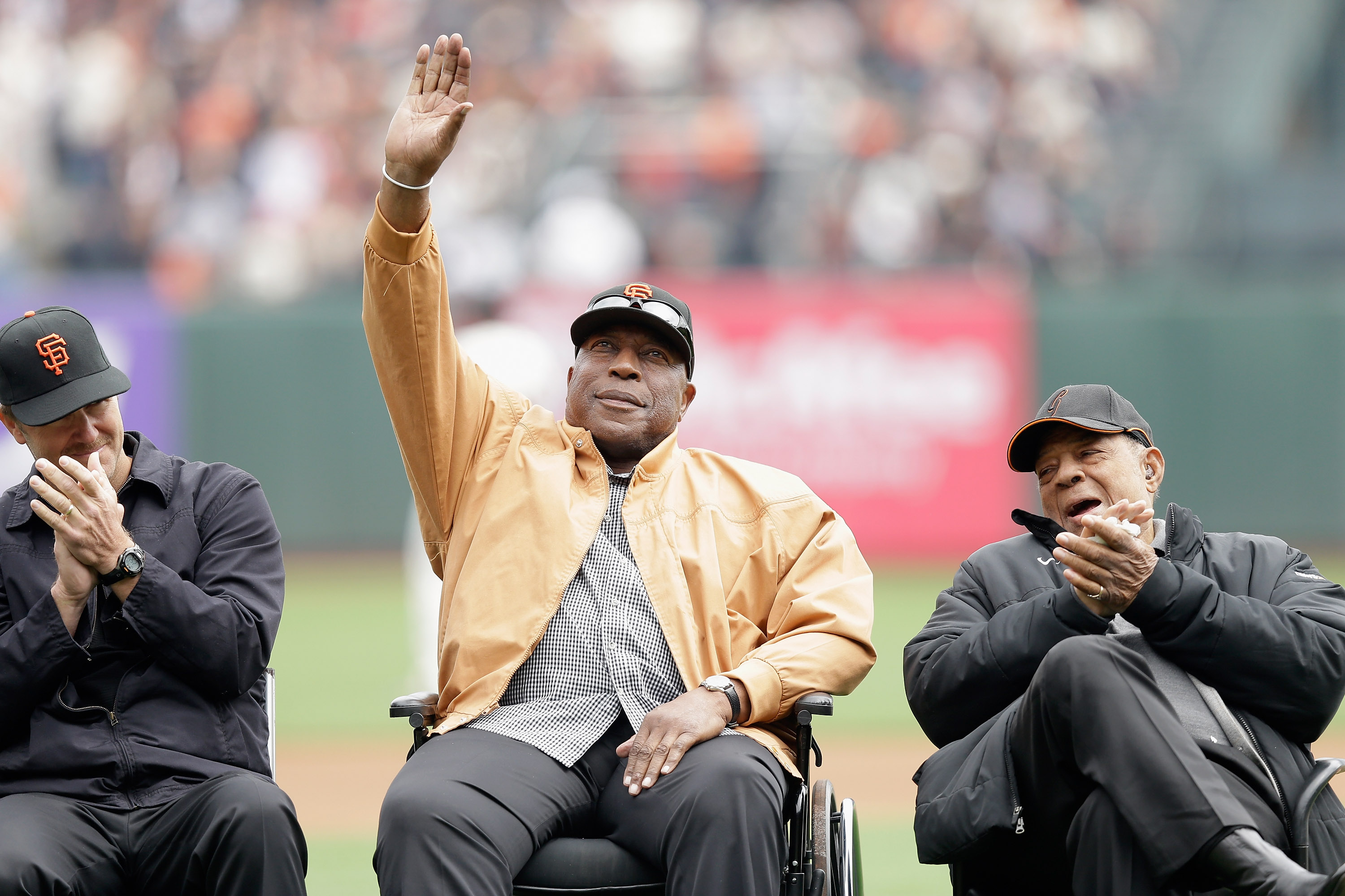 President Obama pardons baseball Hall of Famer Willie McCovey