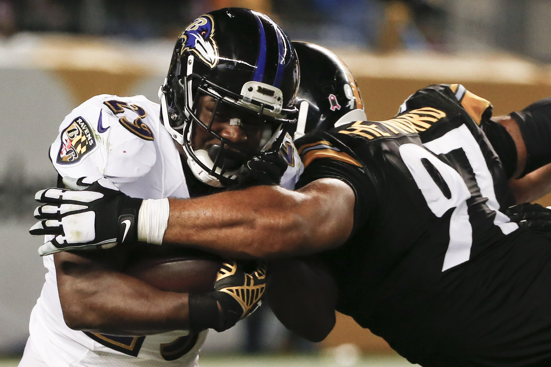 Steelers' Cam Heyward honors late father by wearing his Pitt jersey