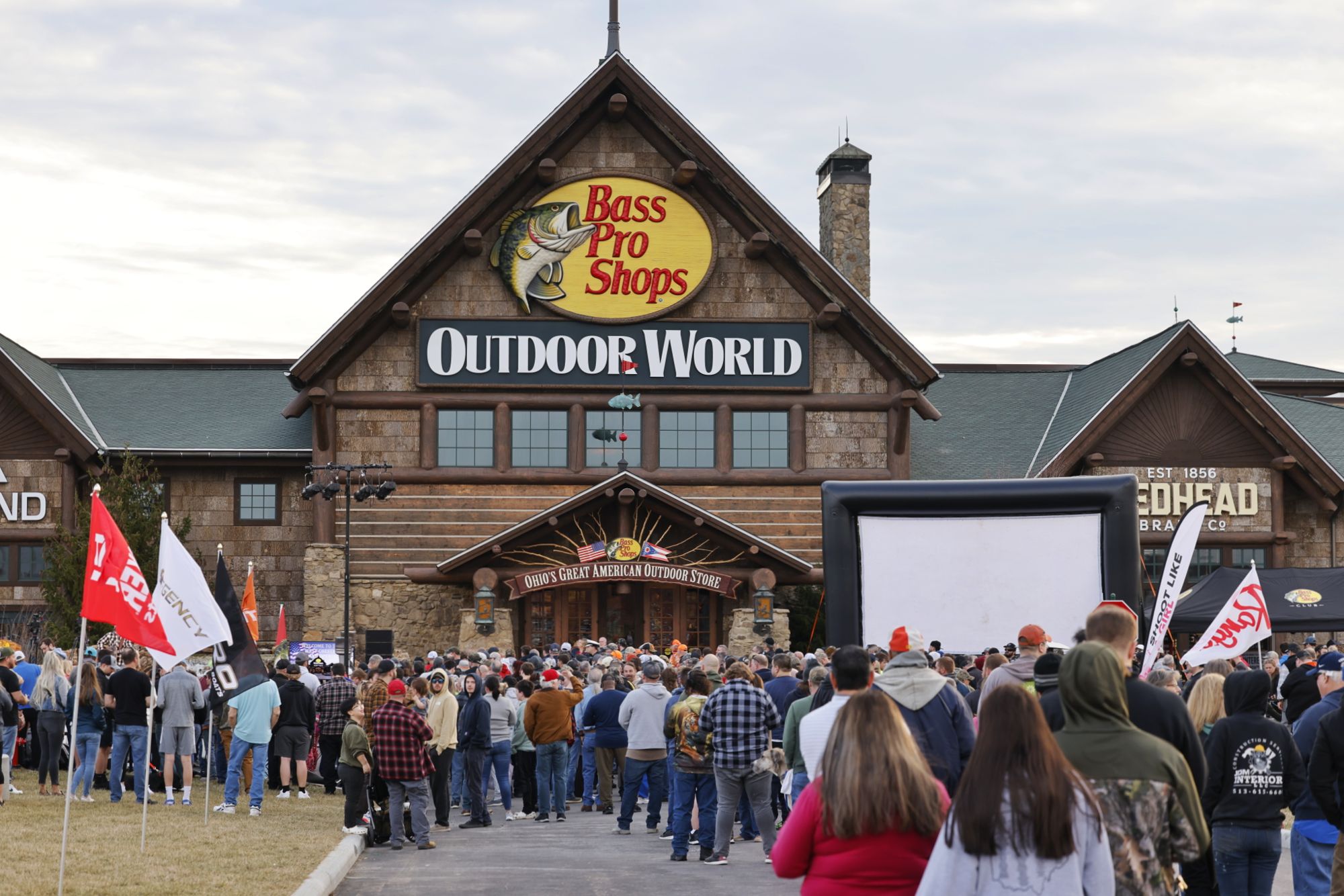 Why people are excited about the huge new Bass Pro Shops in southwest Ohio