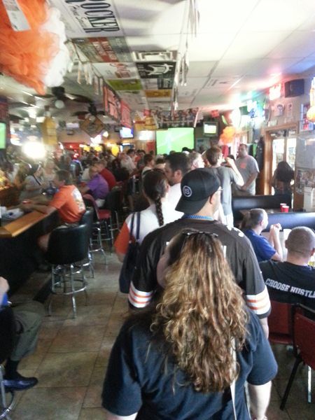 Check out the scene at Tuty's in Beavercreek where Cleveland Browns greats Earnest Byner and Kevin Mack were there to sign autographs for the public.