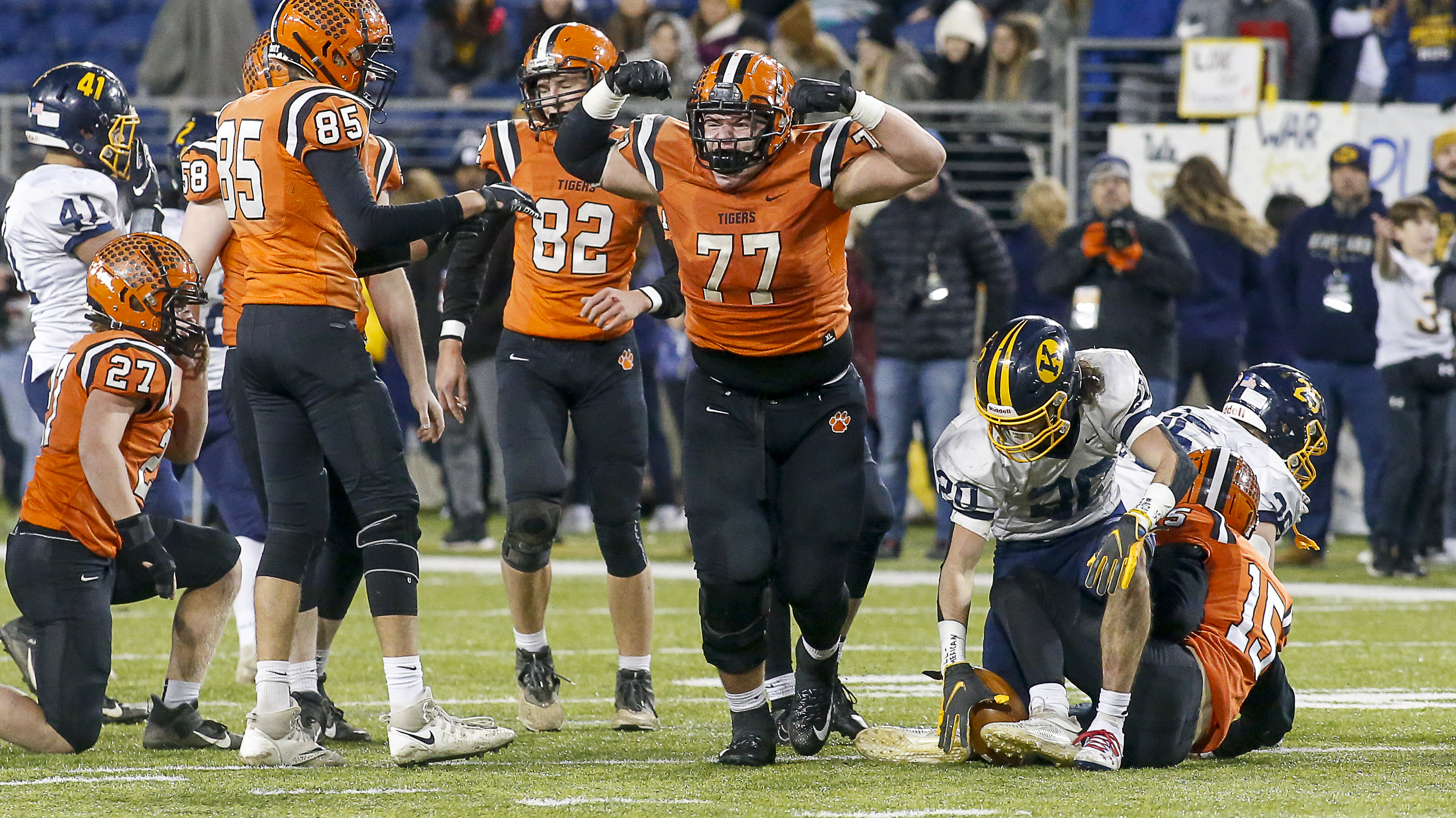 District III Football playoff schedule changes