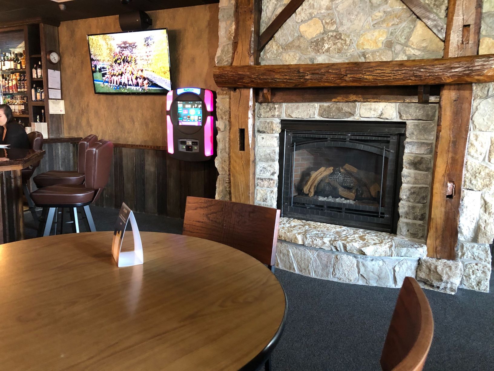 “The Bar Time” is now open at 2049 E. Dorothy Lane, in a small retail center just west of Woodman Drive and across the street from the Kettering Towne Center.