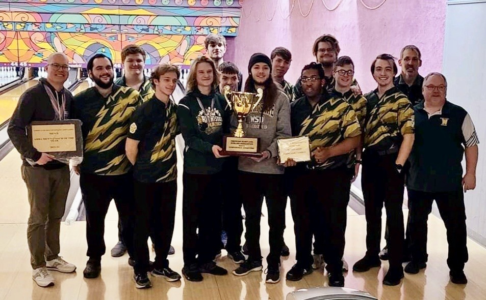 Wright State Newsroom – Men's club bowling team wins first