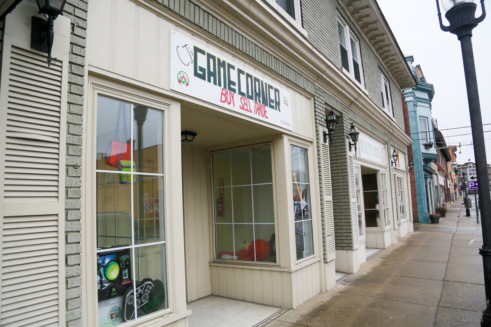 Middletown store offers classic video games, gaming systems