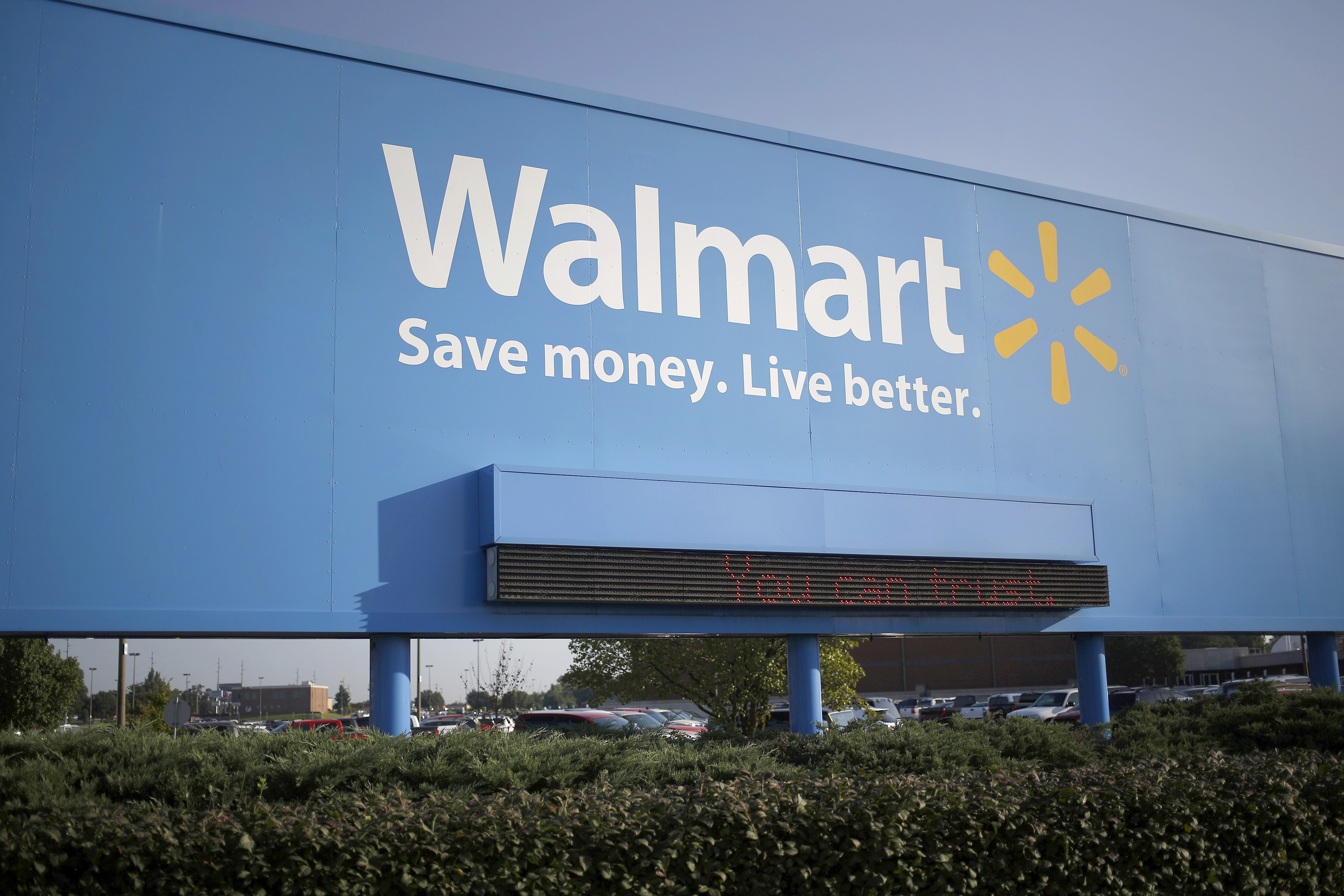 walmart on hoke road