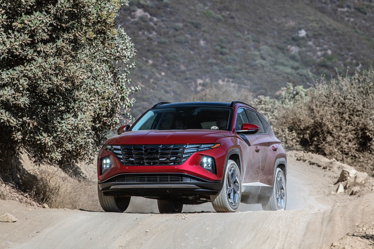 The 2023 Hyundai Tucson Hybrid holds its own on muddy roads and