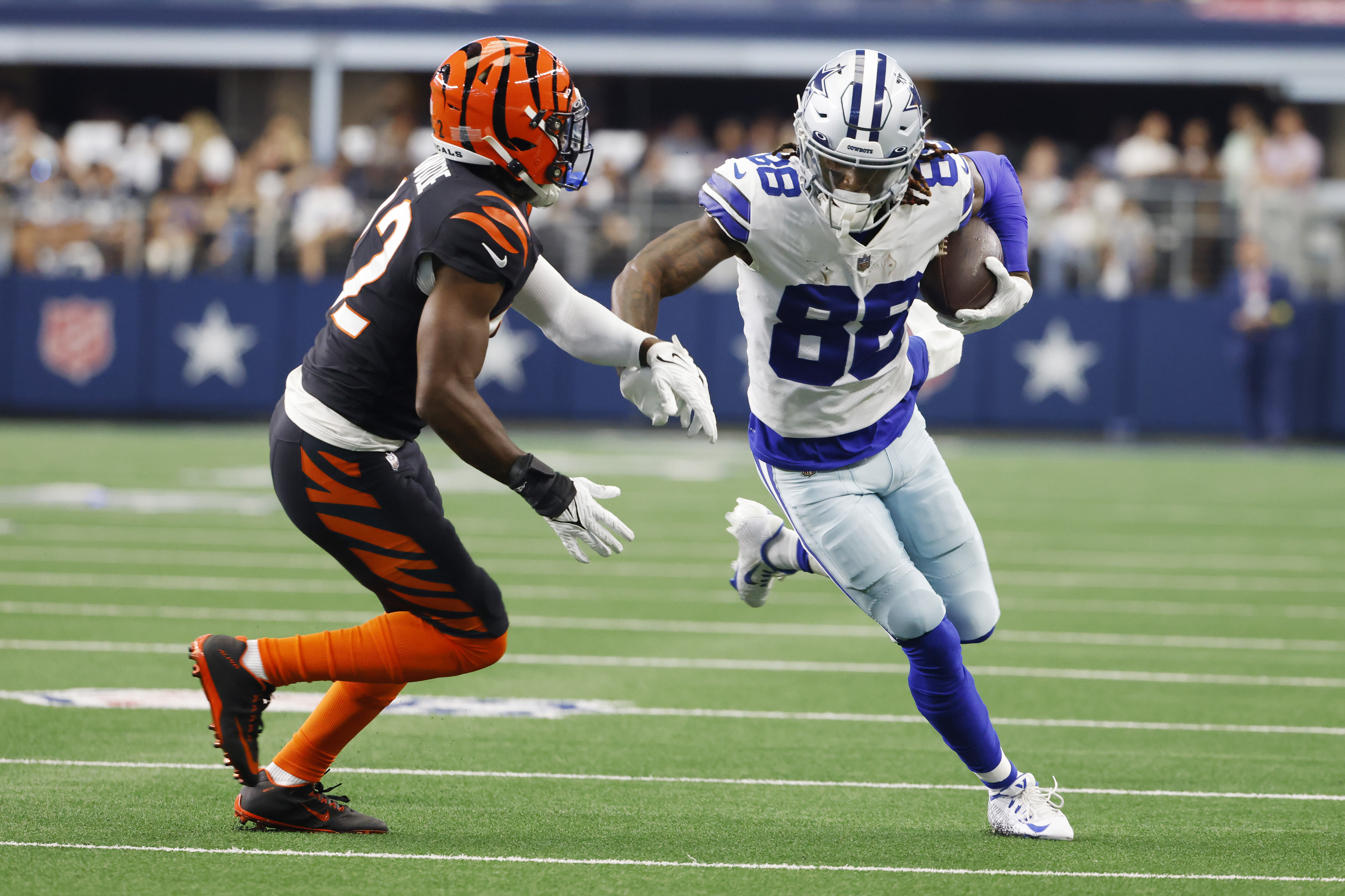 Bengals hoping second half in Dallas will be start of run game clicking