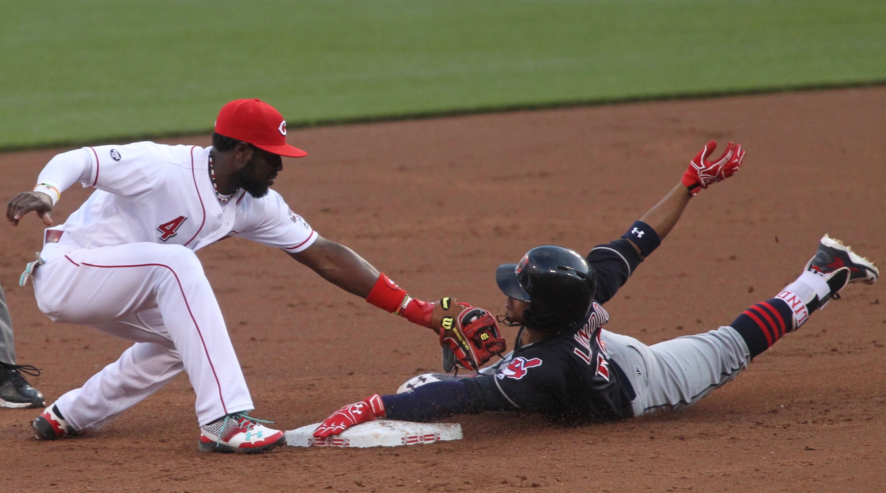 Brandon Phillips happy to still be with Reds