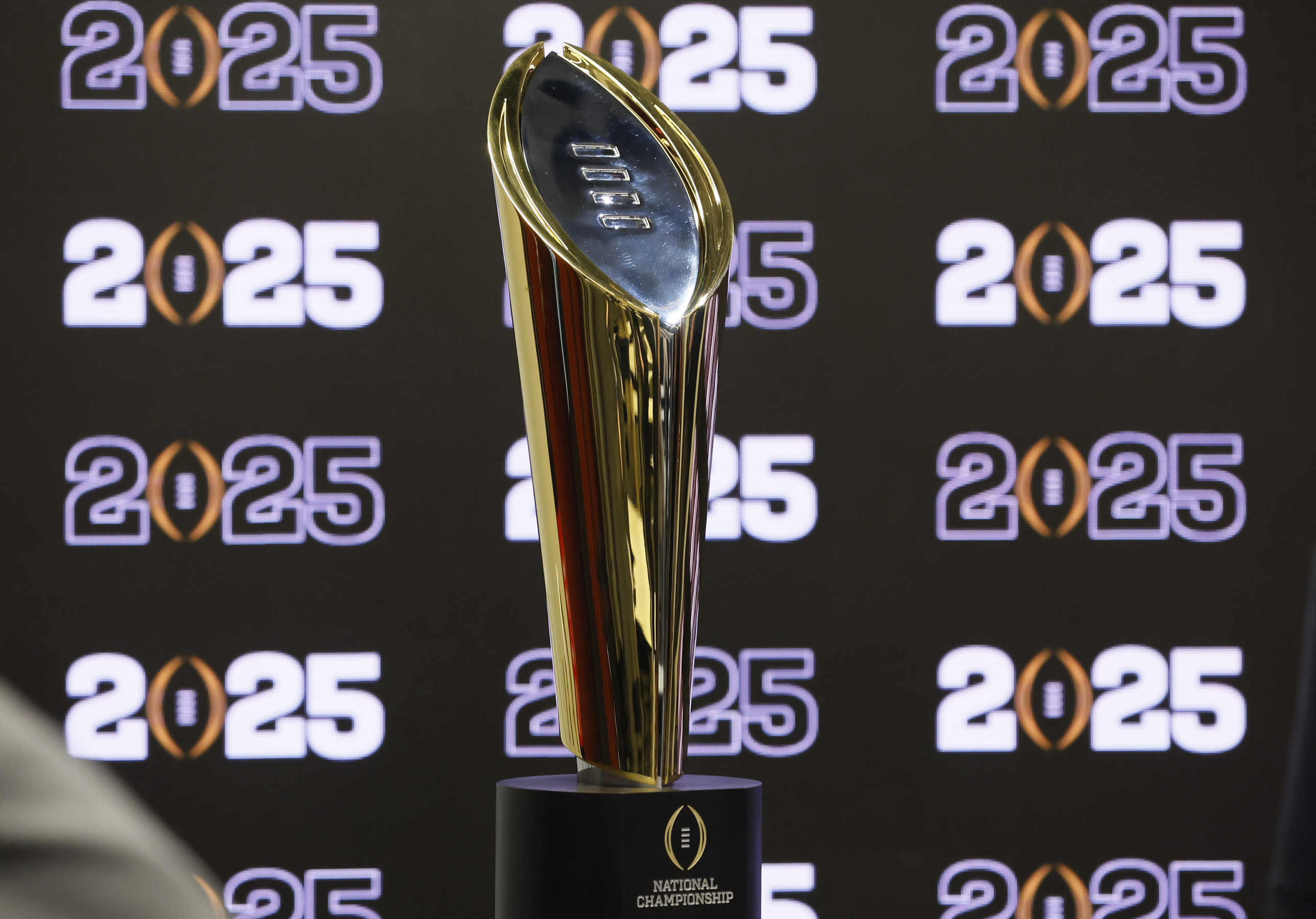 CFP Selection Committee Releases First Rankings of 2022 Season - College  Football Playoff