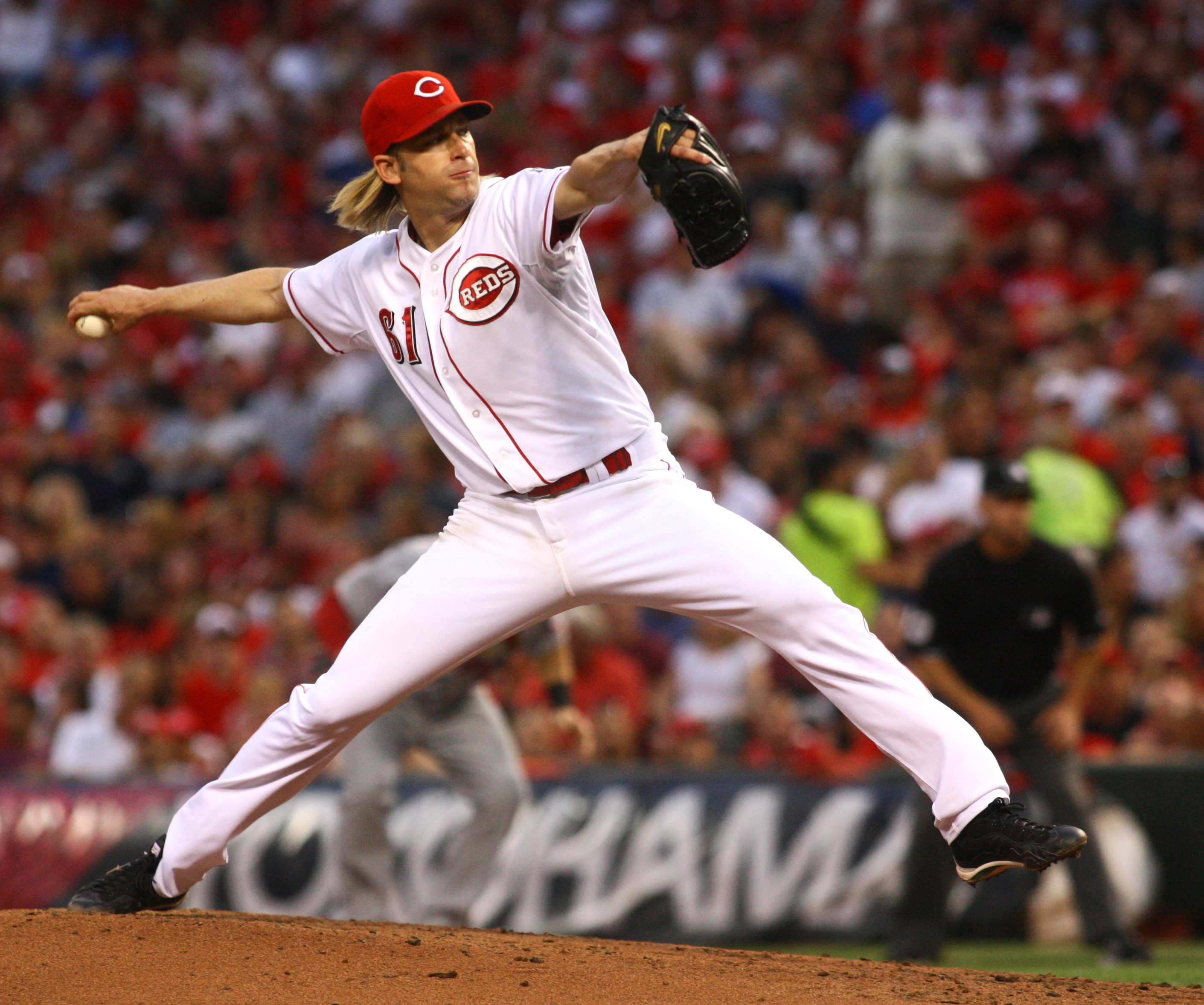 Reds sign Bronson Arroyo to minor league deal - Red Reporter