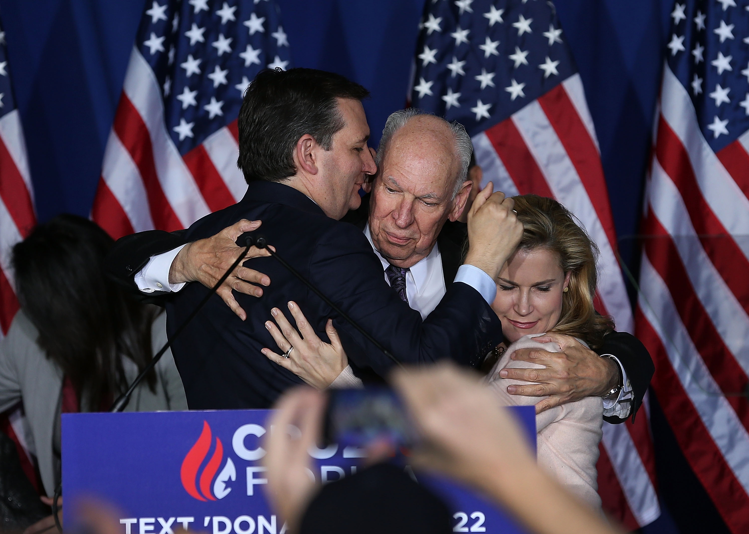 Ted Cruz accidentally hits wife twice in a row