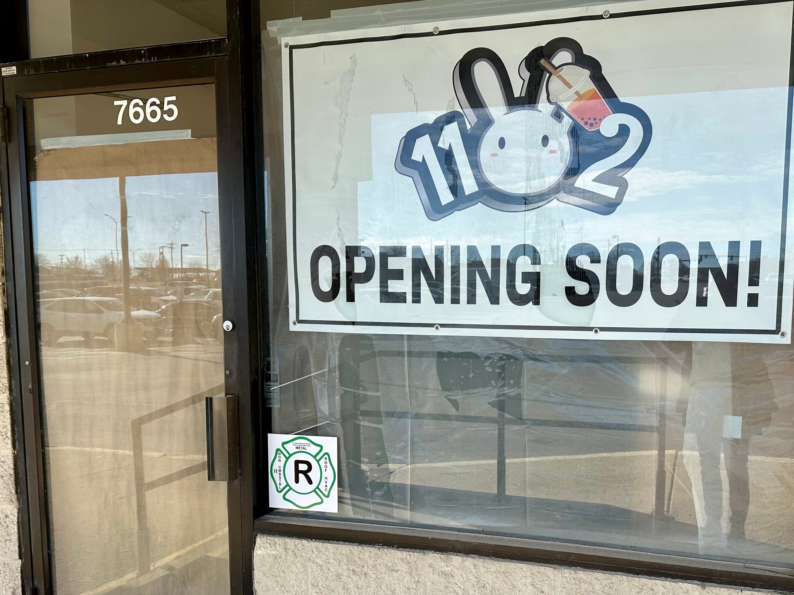 New bubble tea shop featuring duo cups opens in Huber Heights