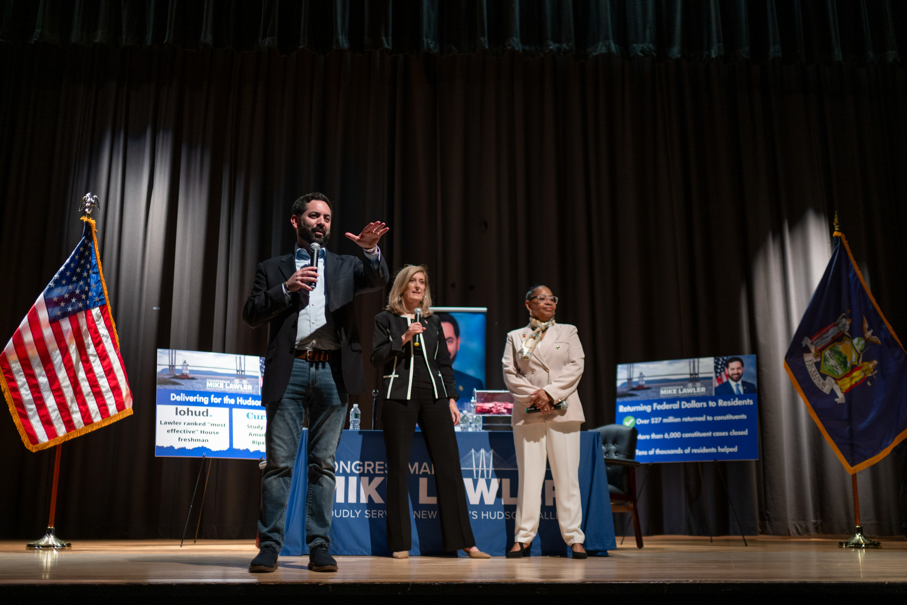 Boo Jeeer New Yorkers boo and jeer at GOP’s Mike Lawler at circus-like town hall ...