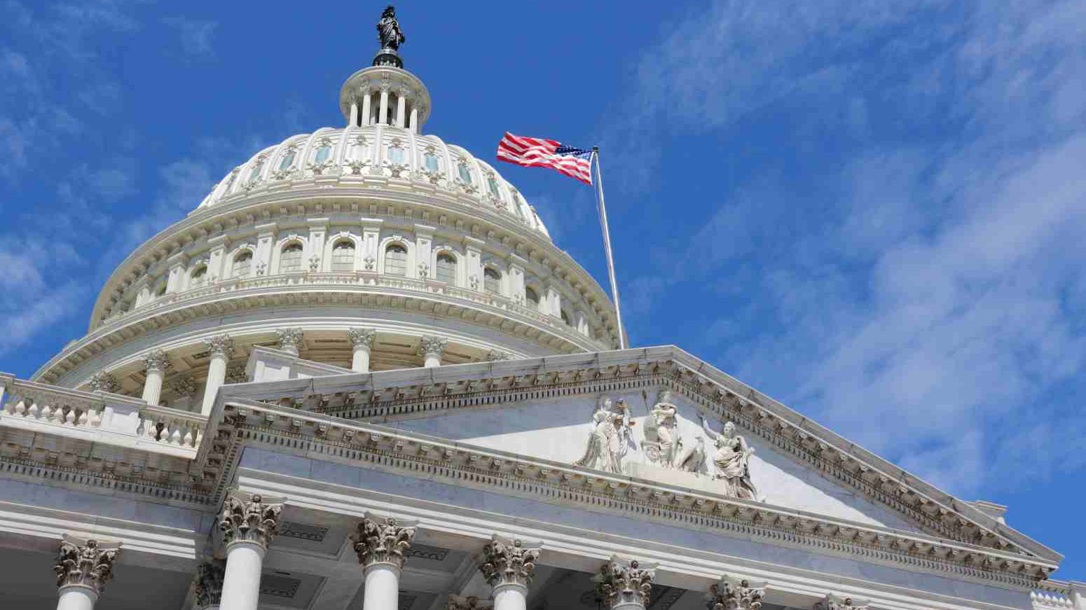 Lawmakers reintroduce bill to boost retirement plan credits for smallest employers