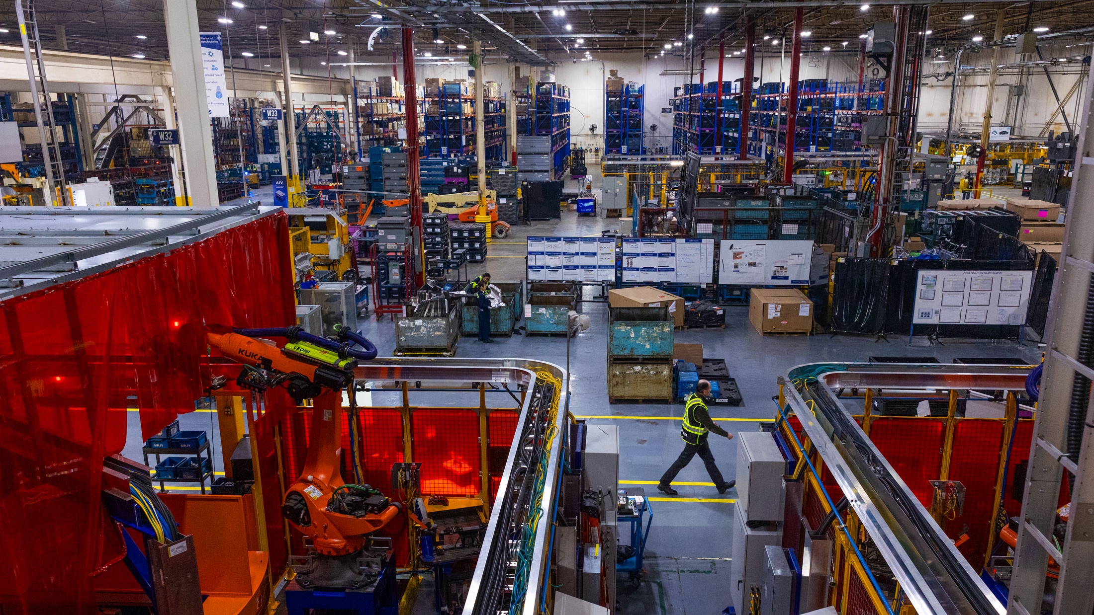 Auto suppliers push for USMCA renewal as tariffs jolt business