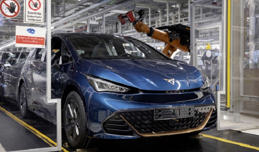 VW recalls nearly 100,000 EVs over battery issues