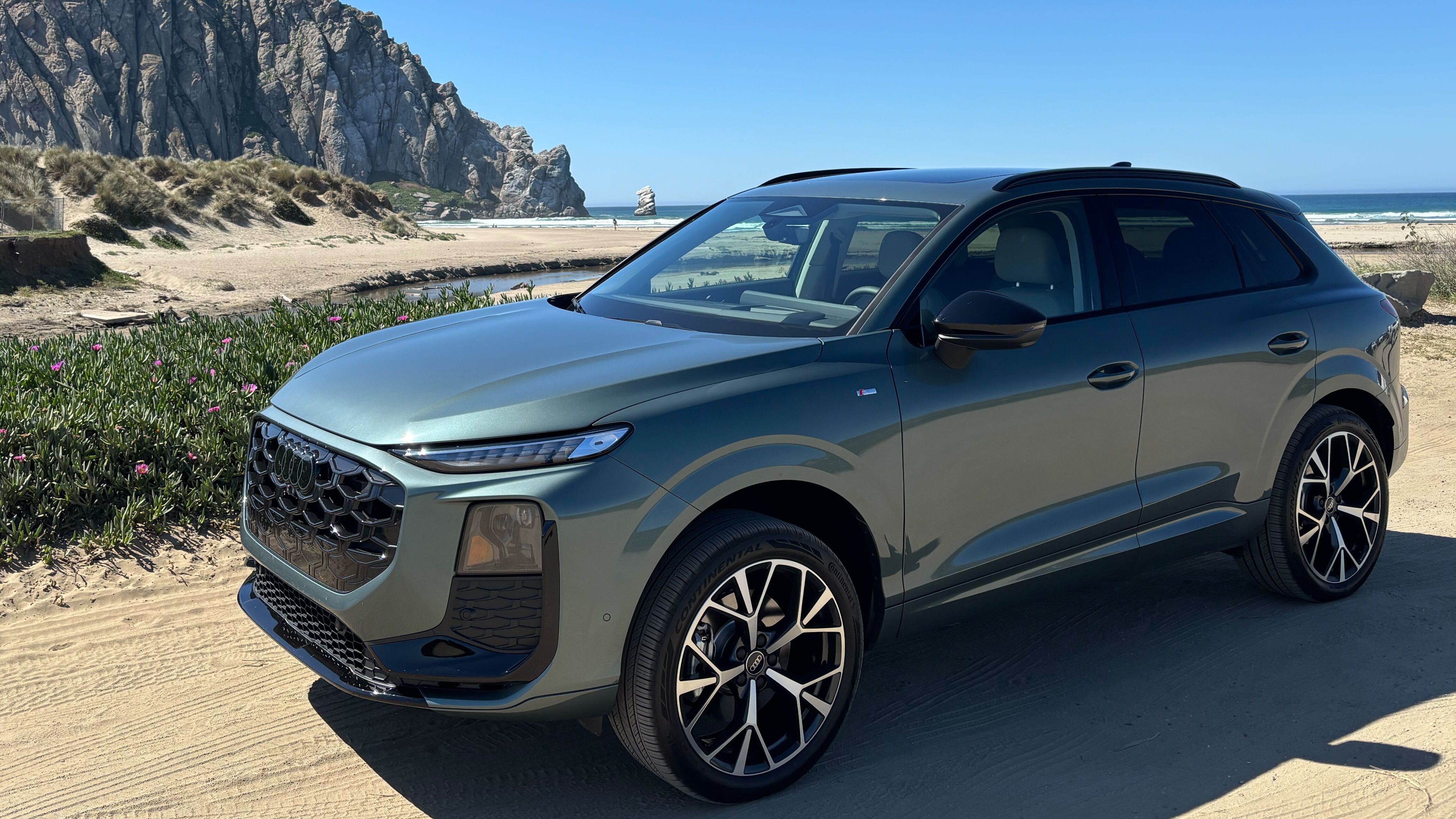 A fresh way to select gears, a welcoming space and simpler options: 2026 Audi Q3 cool things