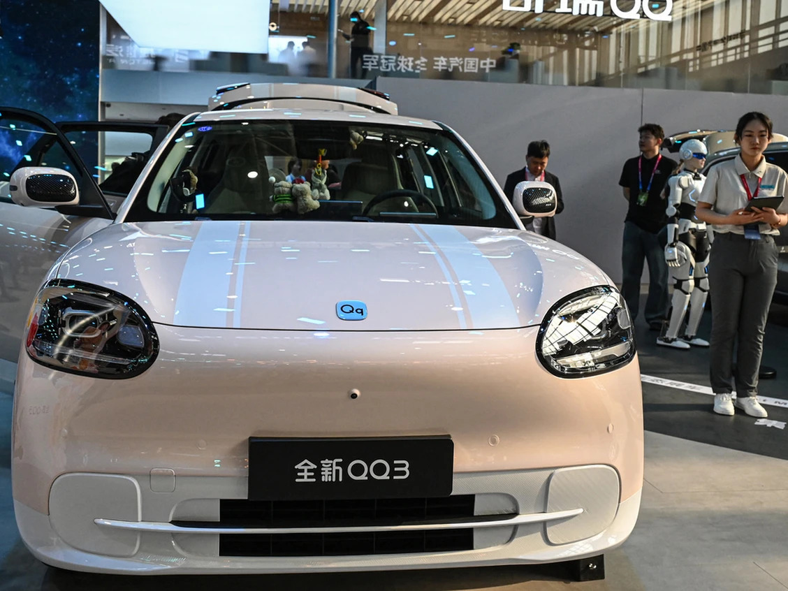 Chery woos Canadian car dealers with trip to Beijing auto show