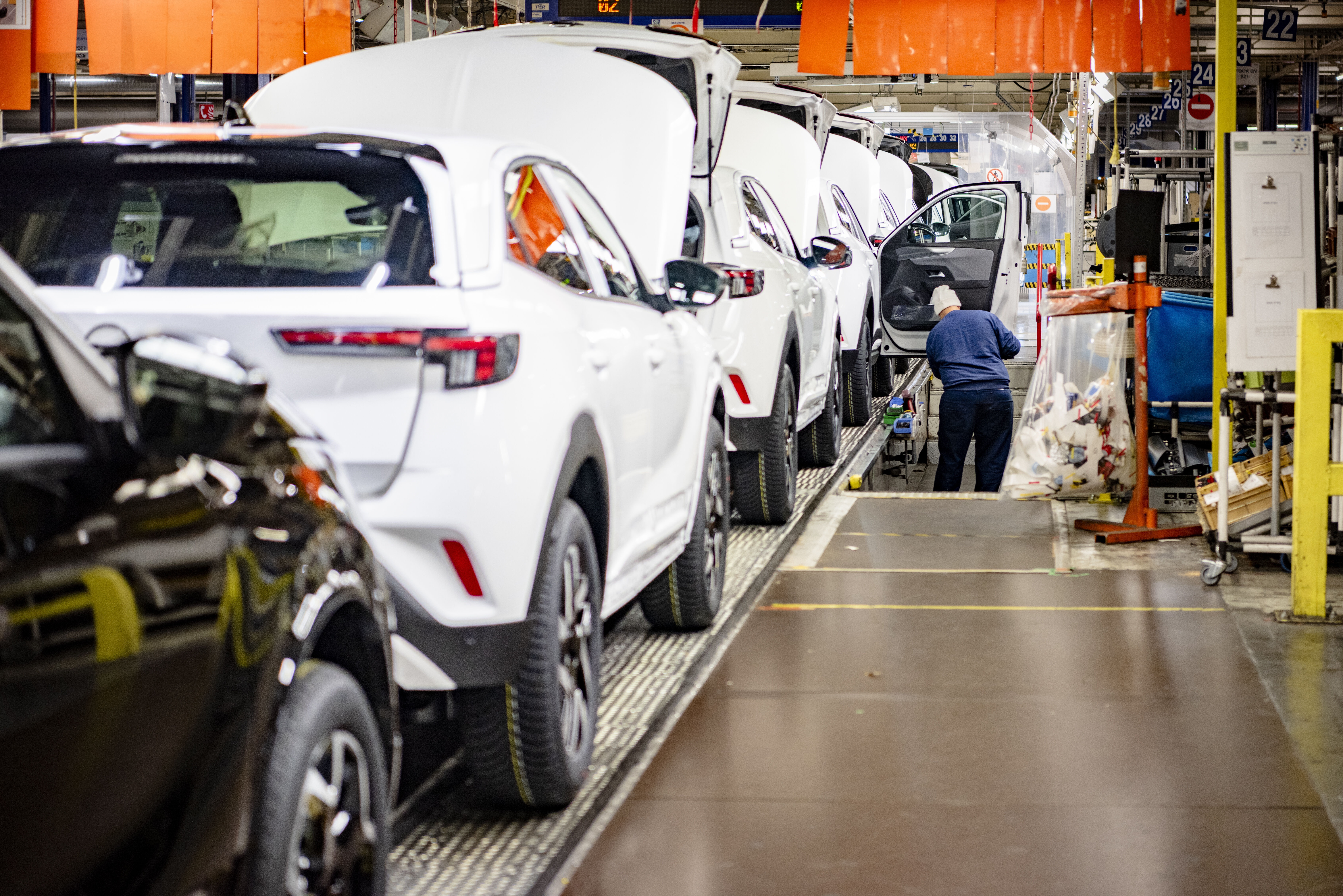 Stellantis Poissy plant in France will stop making cars, shift to parts and recycling