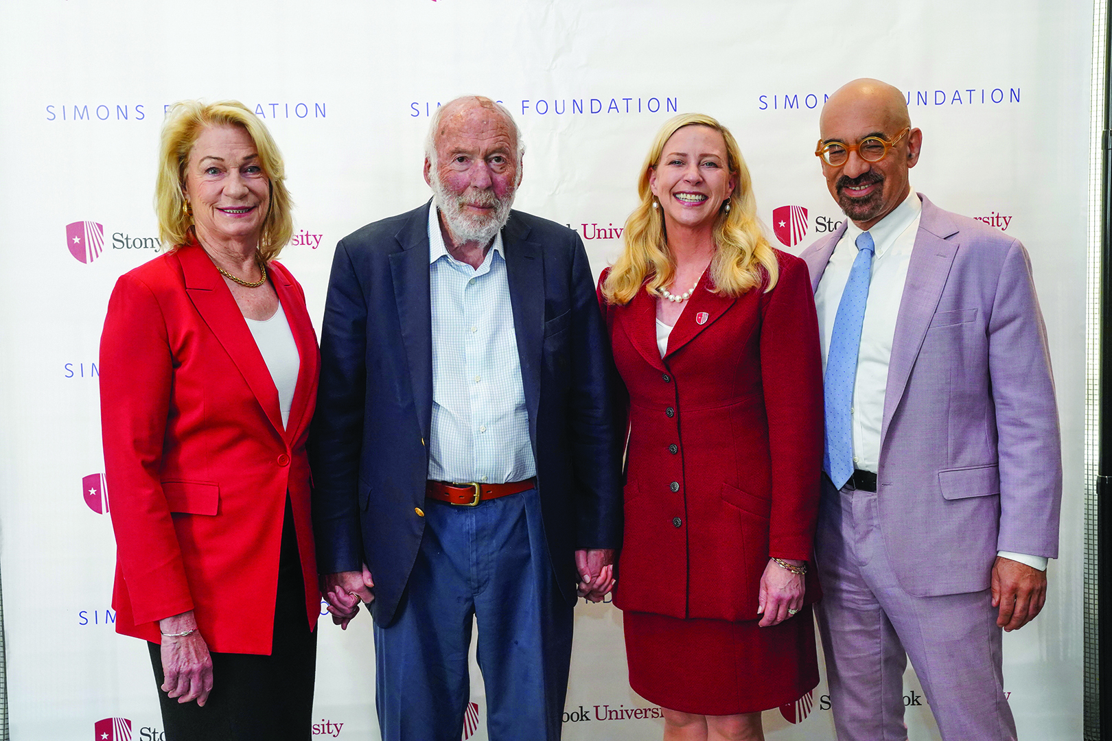 James and Marilyn Simons donate $500 million to Stony Brook University -  Pensions & Investments