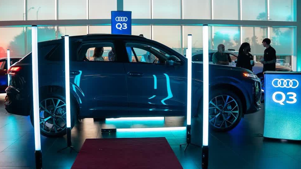 Audi leans into dealers ‘After Dark’ to herald retooled Q3