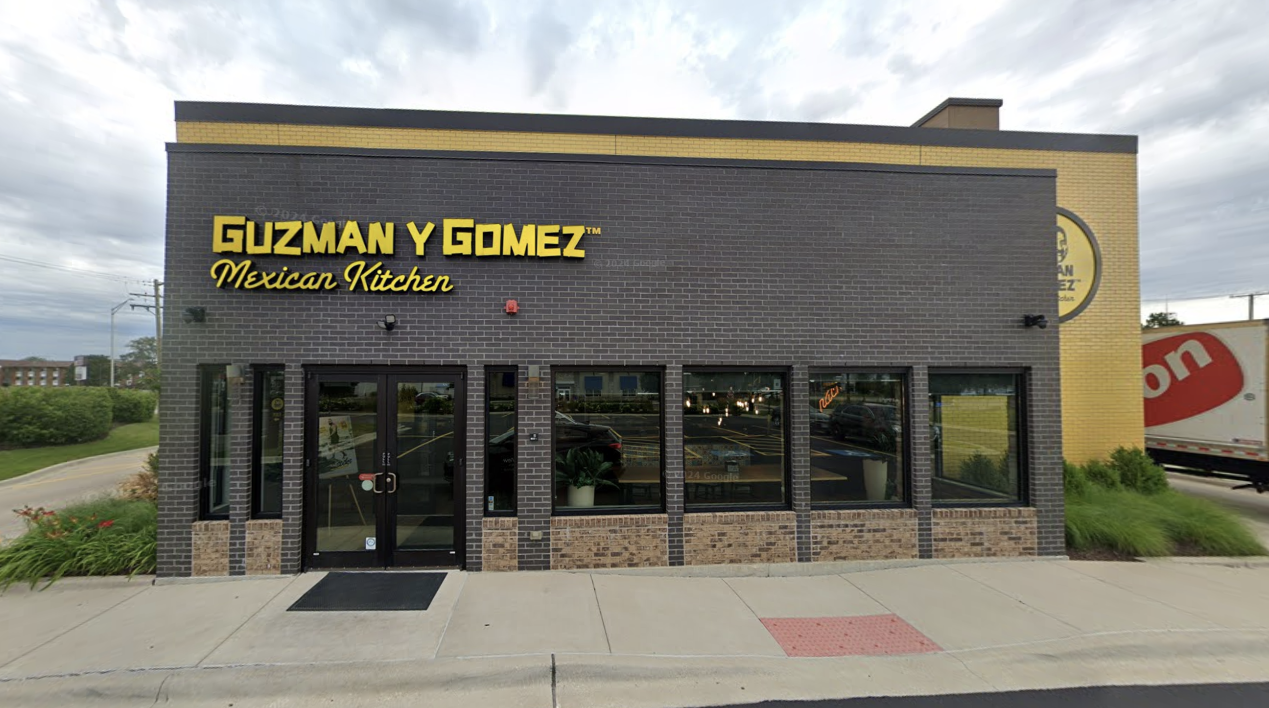 Mexican restaurant Guzman y Gomez to open in Bucktown - Crain's Chicago ...