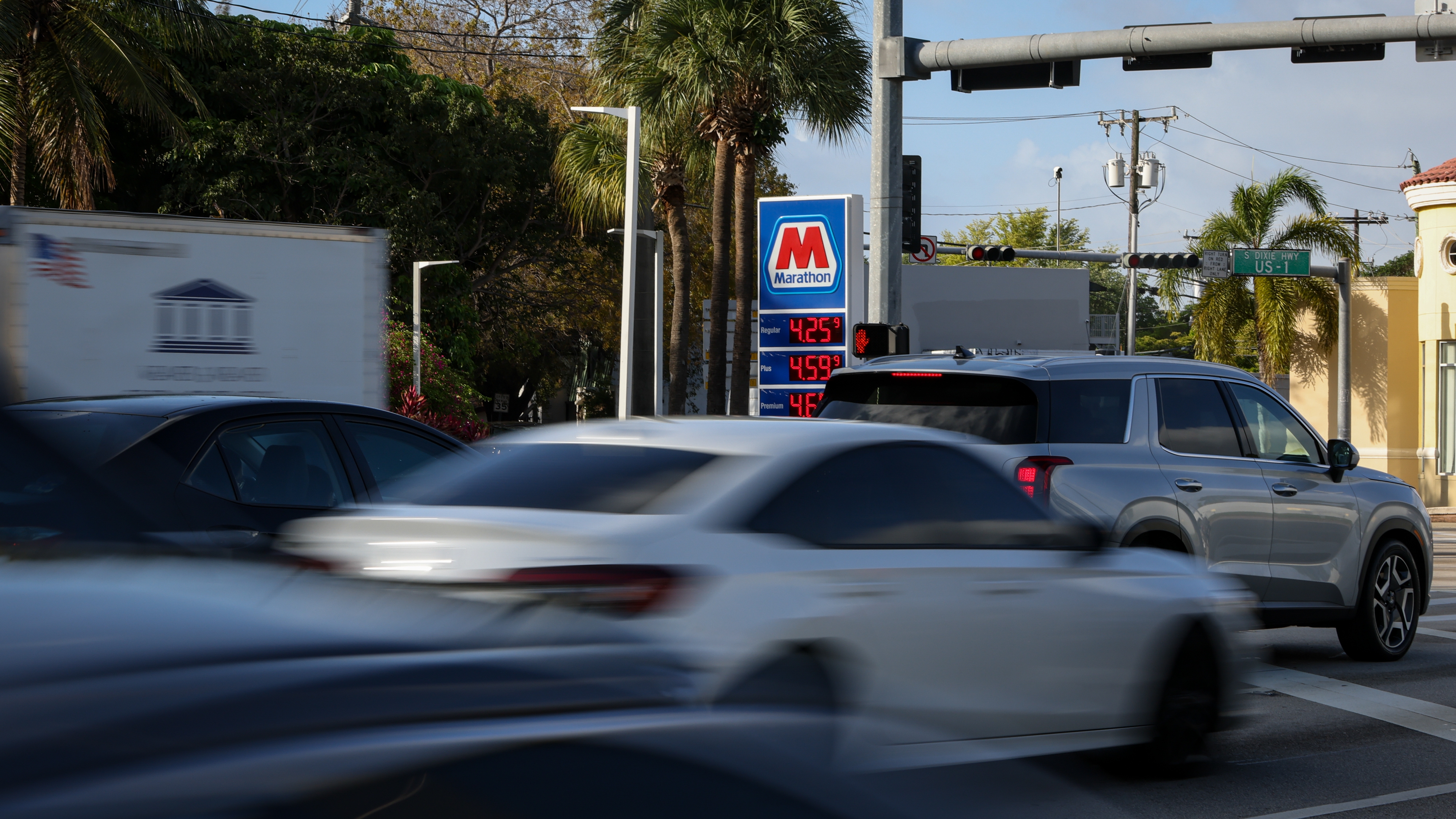 AAA forecasts record Memorial Day drivers despite high gas prices ...